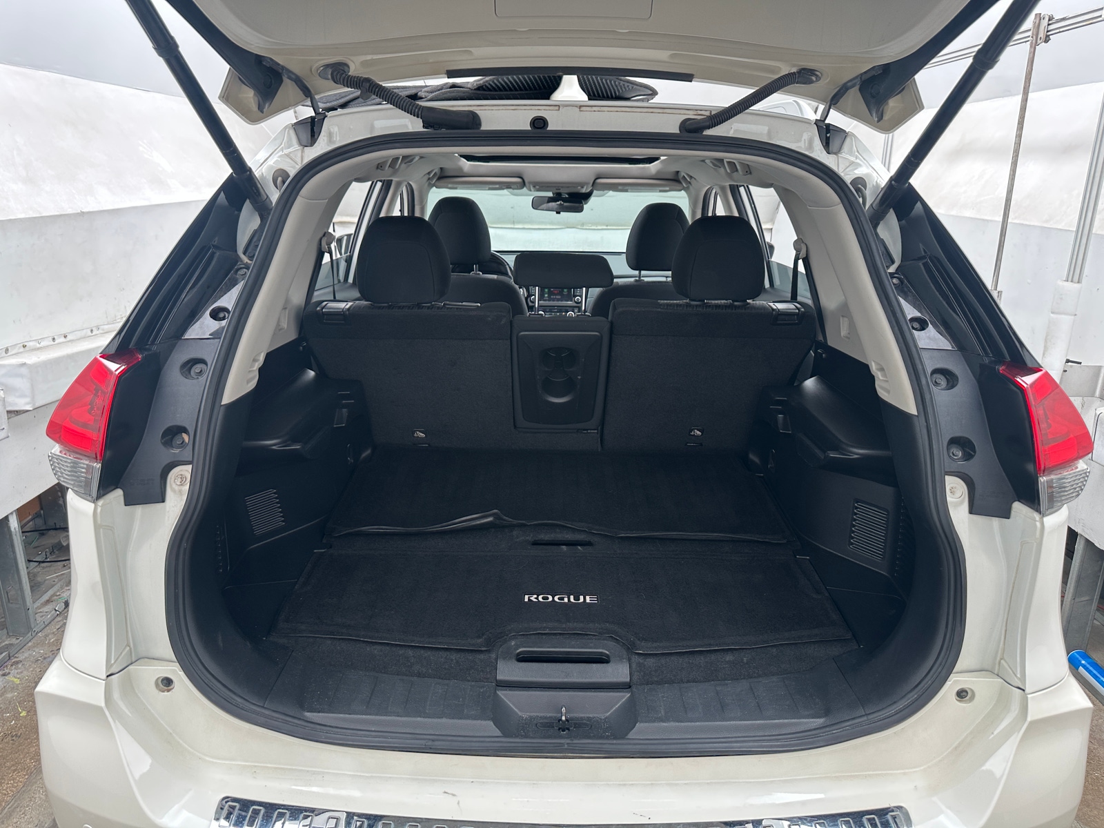 Thumbnail: 2020 Nissan Rogue - 7