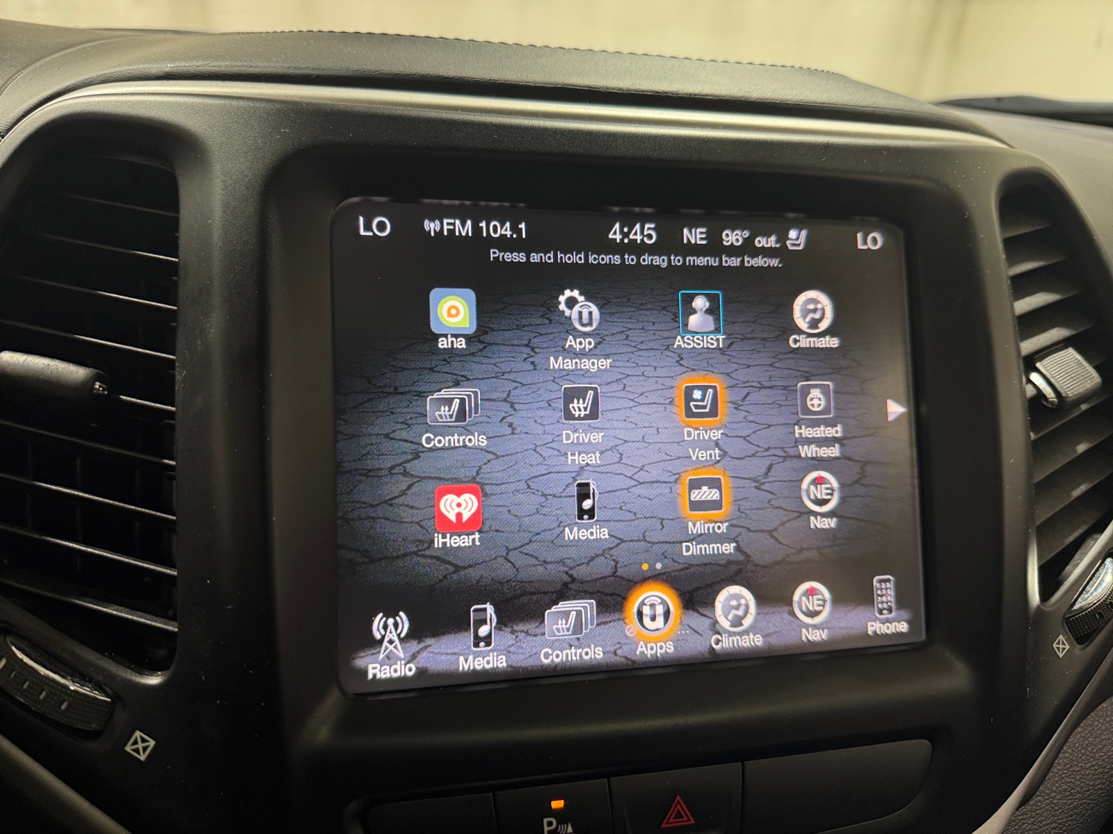 Thumbnail: 2017 Jeep Cherokee - 3