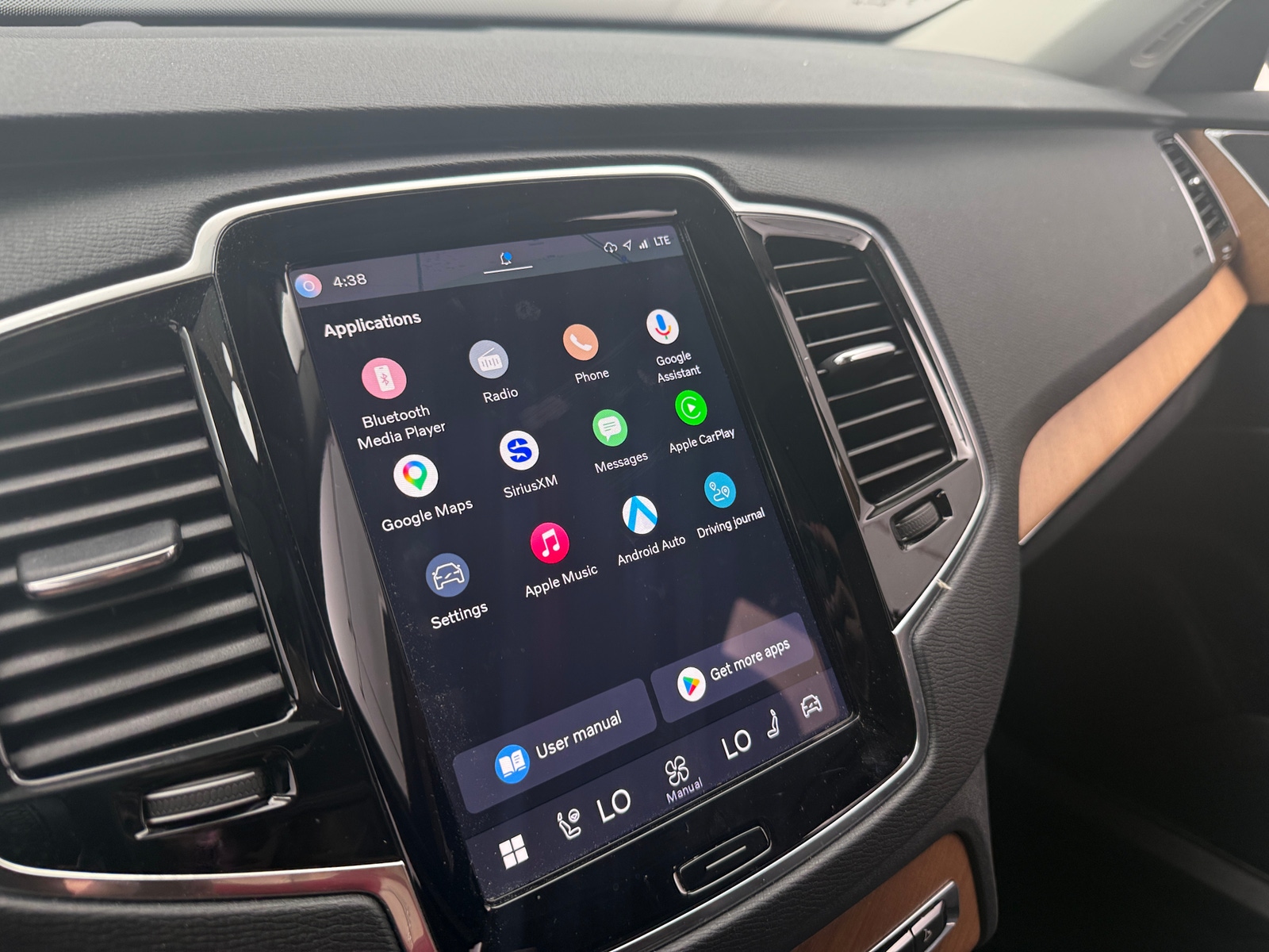 Thumbnail: 2025 Volvo XC90 - 3