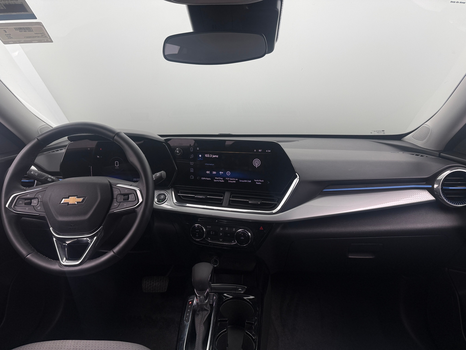 Thumbnail: 2025 Chevrolet Trax - 3