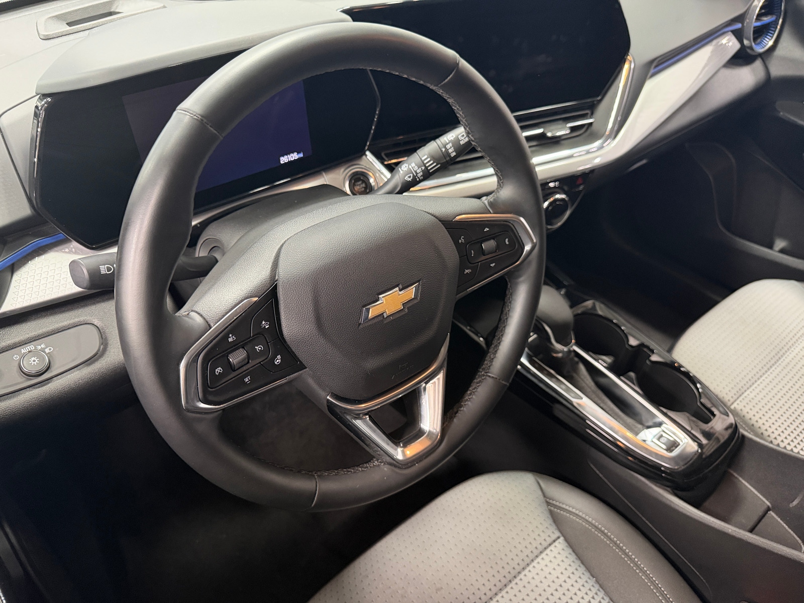 Thumbnail: 2025 Chevrolet Trax - 5