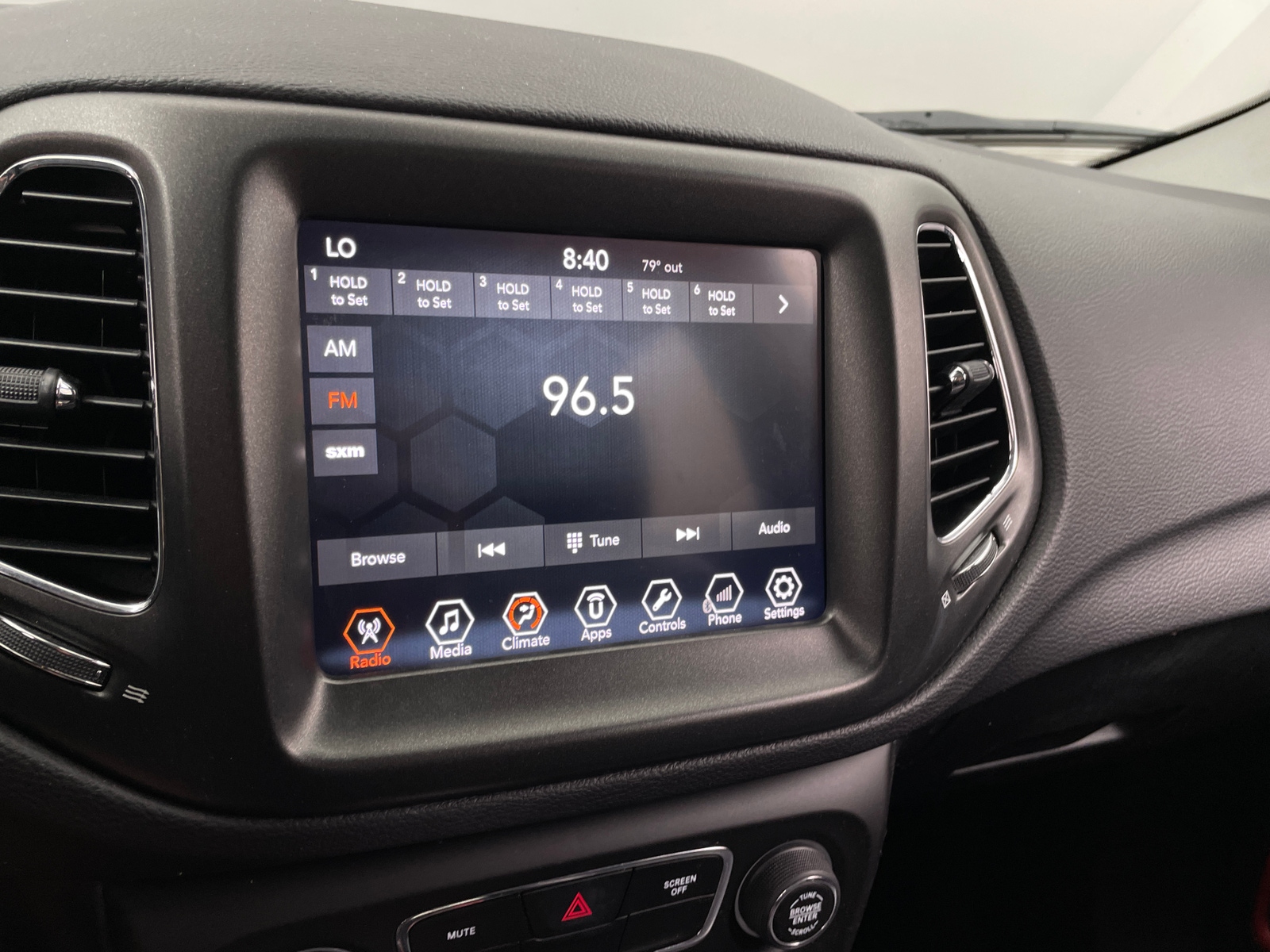Thumbnail: 2018 Jeep Compass - 4