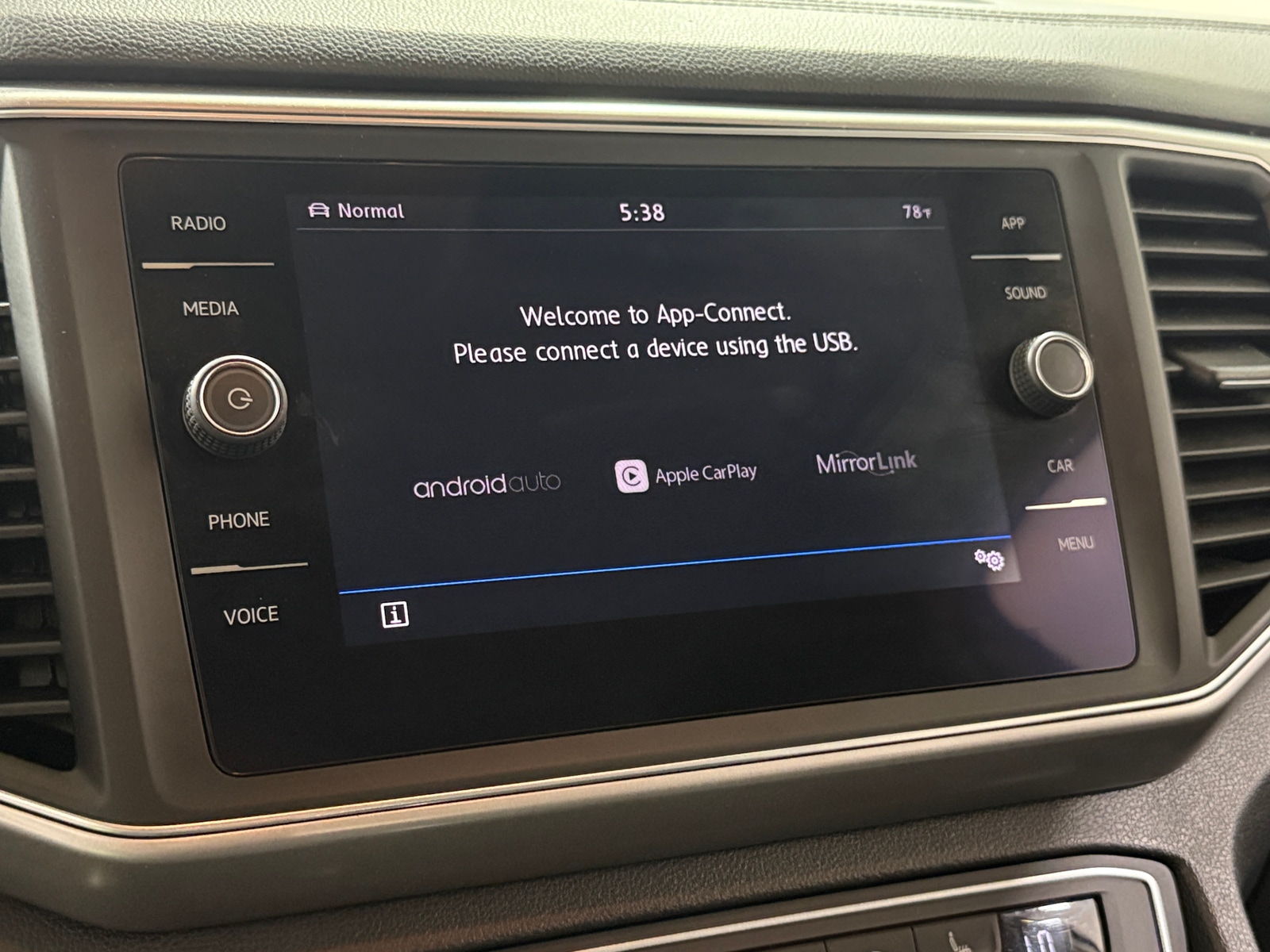 Thumbnail: 2019 Volkswagen Atlas - 3