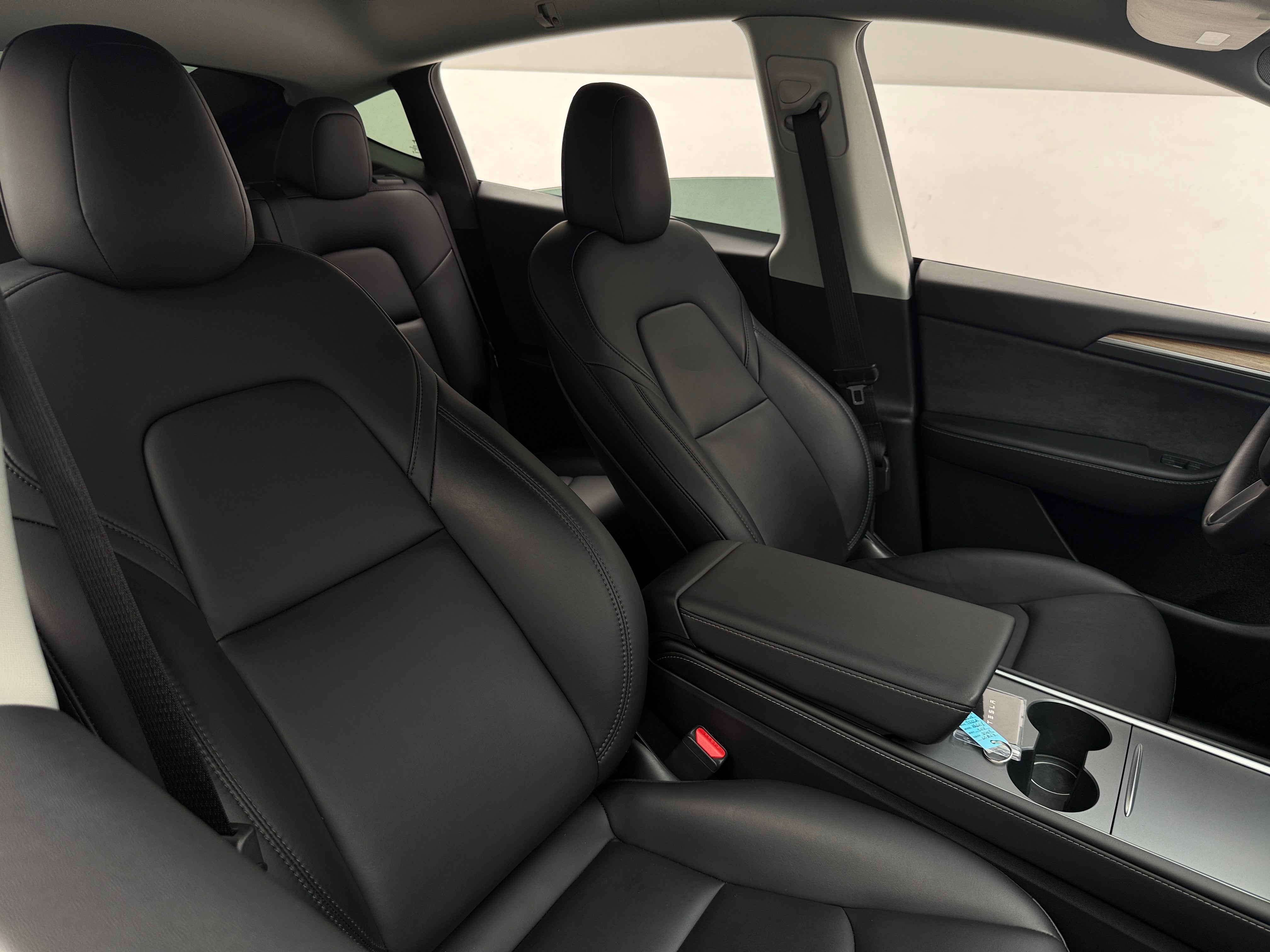 Used 2023 Tesla Model Y Performance with VIN 7SAYGDEF5PF603057 for sale in Oak Creek, WI