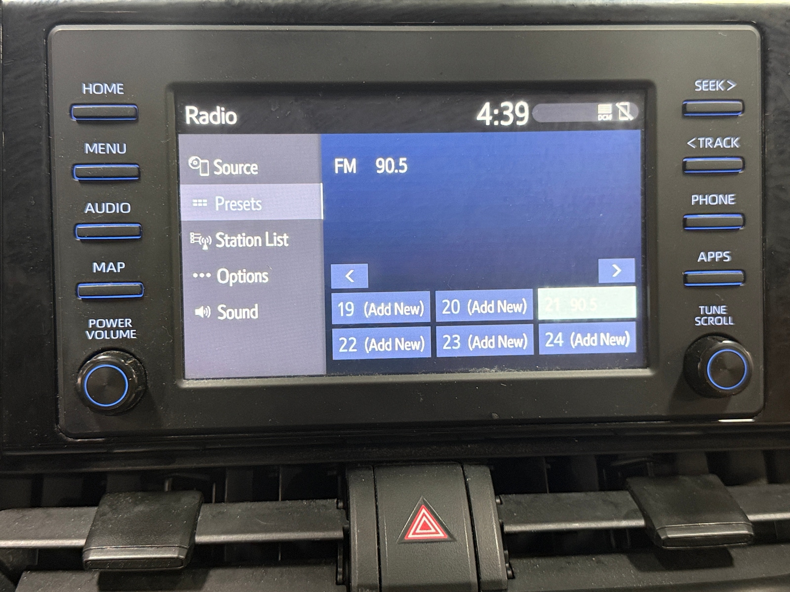 Thumbnail: 2019 Toyota RAV4 - 4