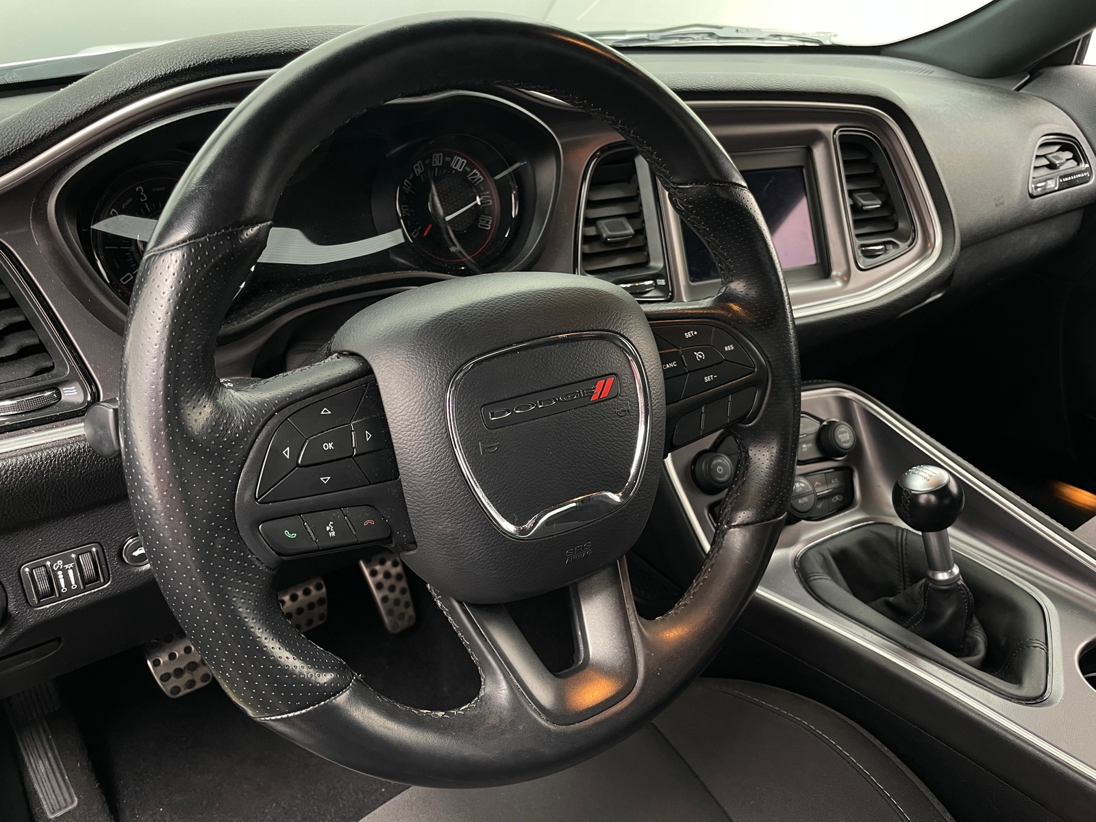 Thumbnail: 2019 Dodge Challenger - 4