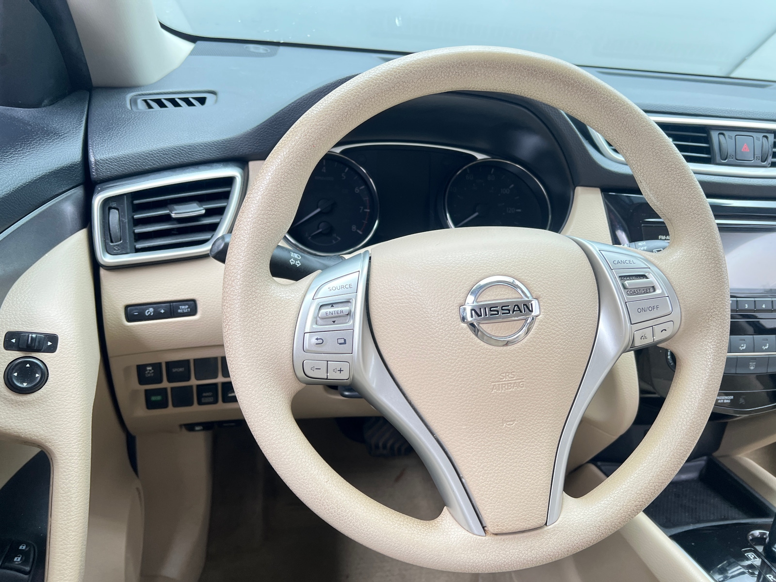 Thumbnail: 2015 Nissan Rogue - 5