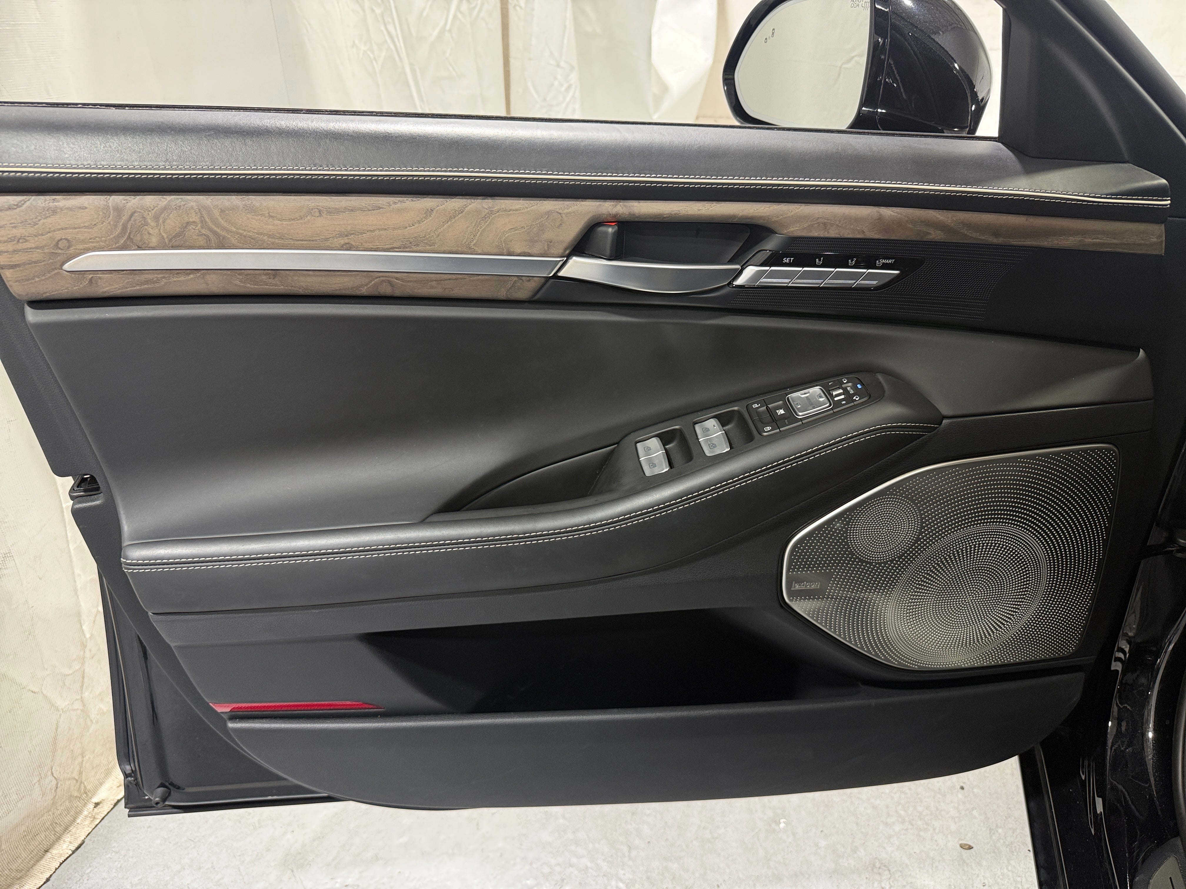 2020 GENESIS G90 Ultimate - Photo 10