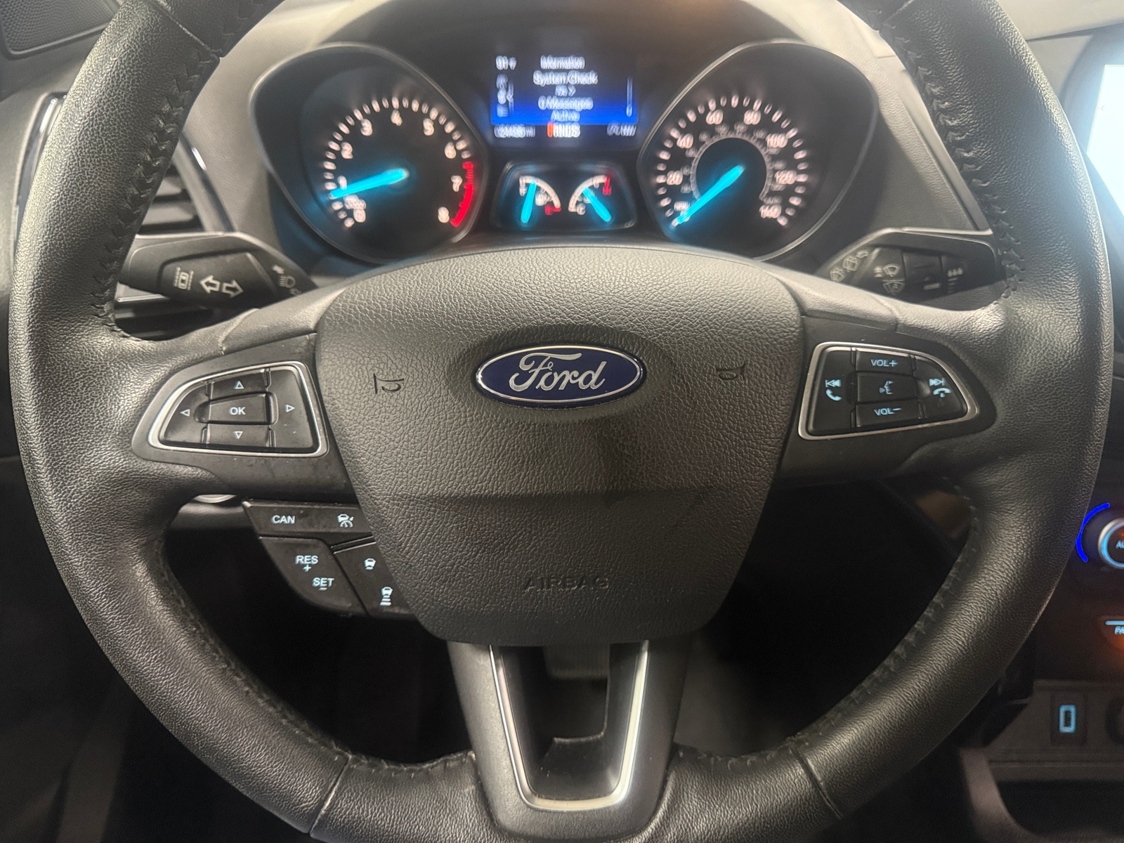 Thumbnail: 2019 Ford Escape - 4