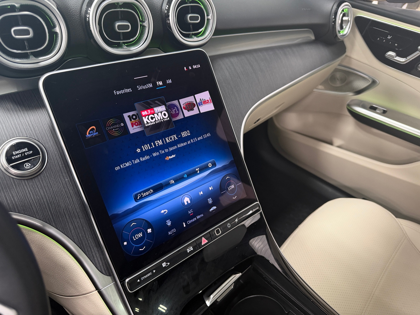 Thumbnail: 2025 Mercedes-Benz C-Class - 3