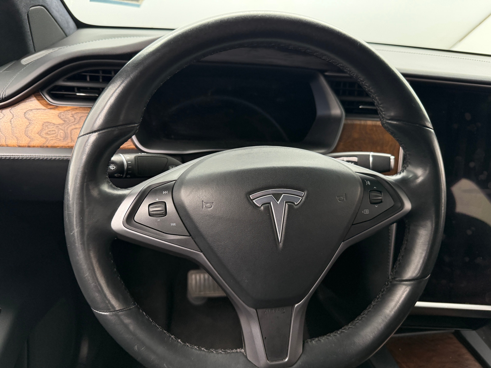 Thumbnail: 2020 Tesla Model X - 4