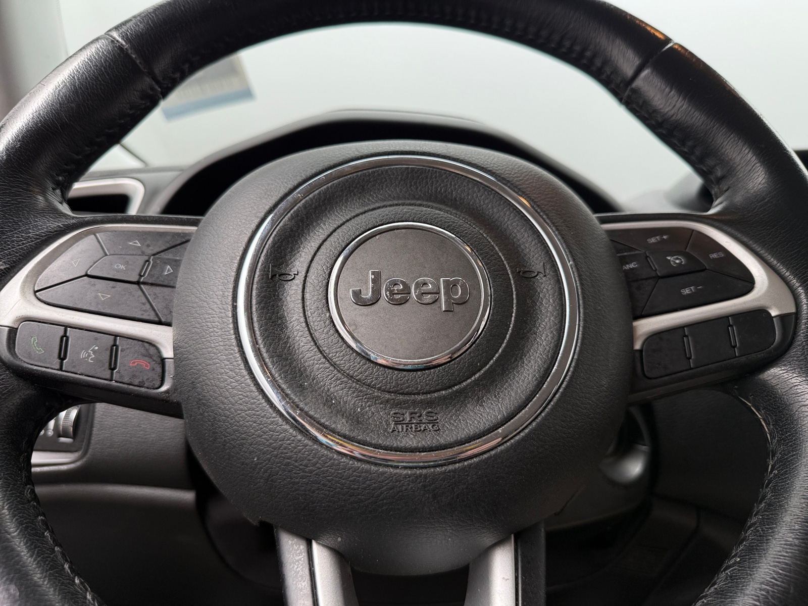 Thumbnail: 2017 Jeep Renegade - 5