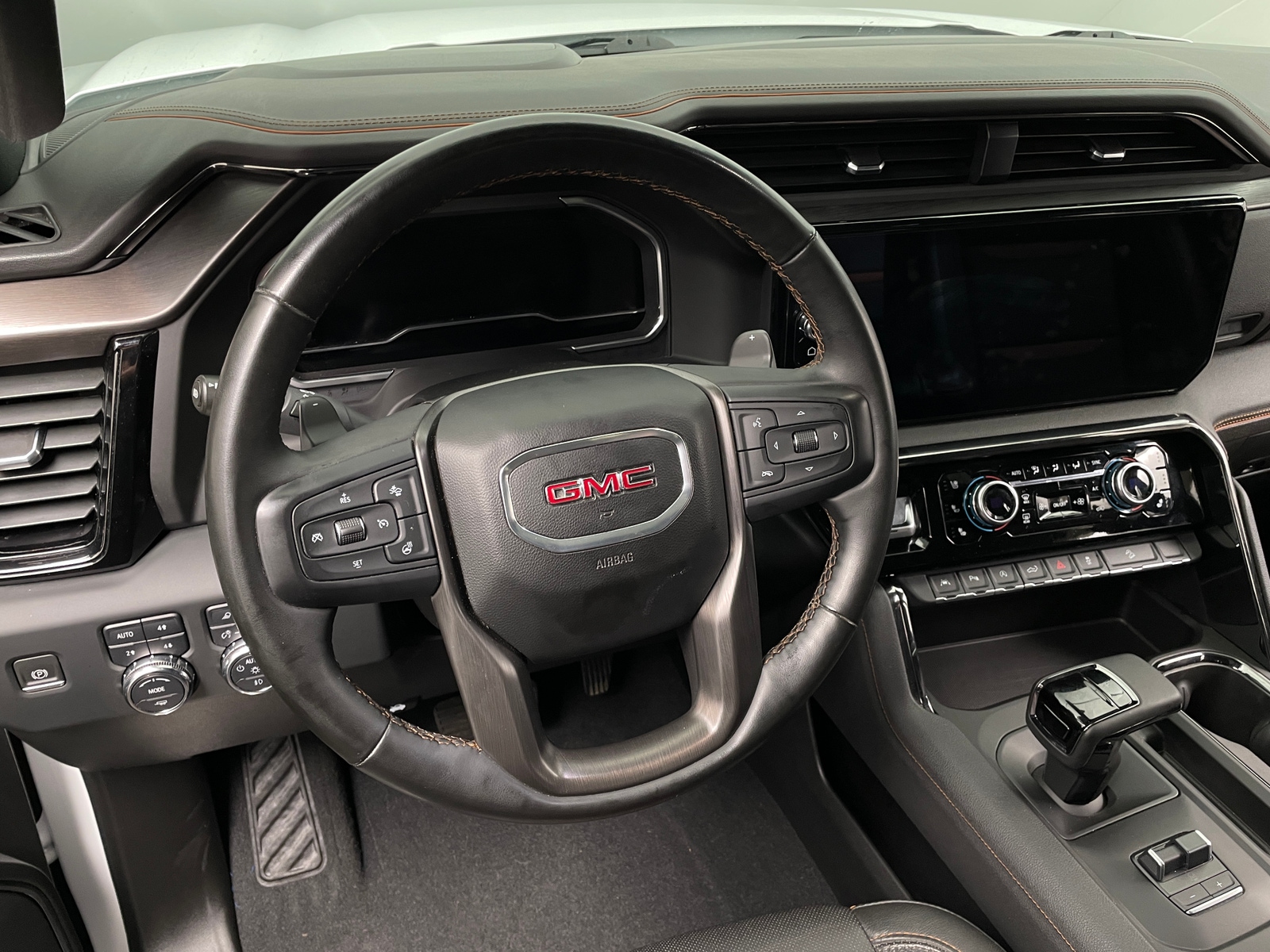 Thumbnail: 2023 GMC Sierra 1500 - 4