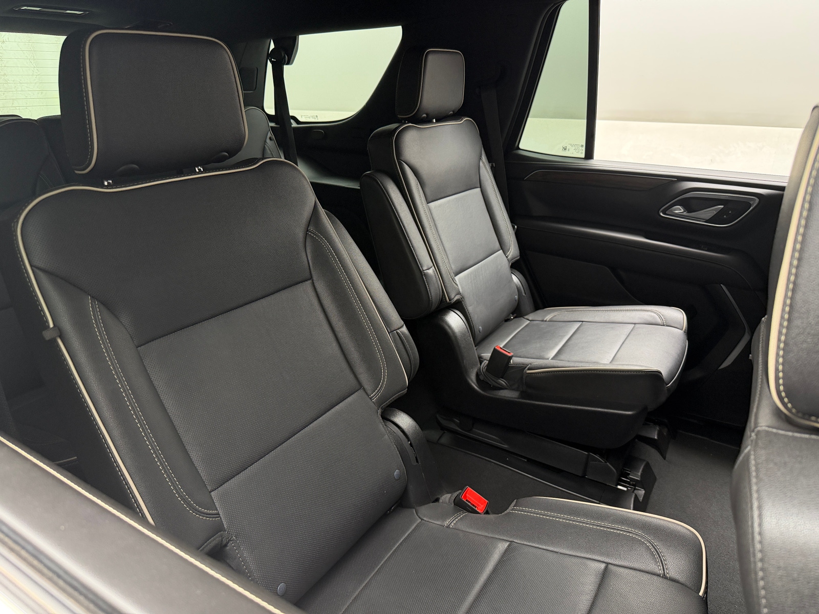 Thumbnail: 2024 Chevrolet Tahoe - 5