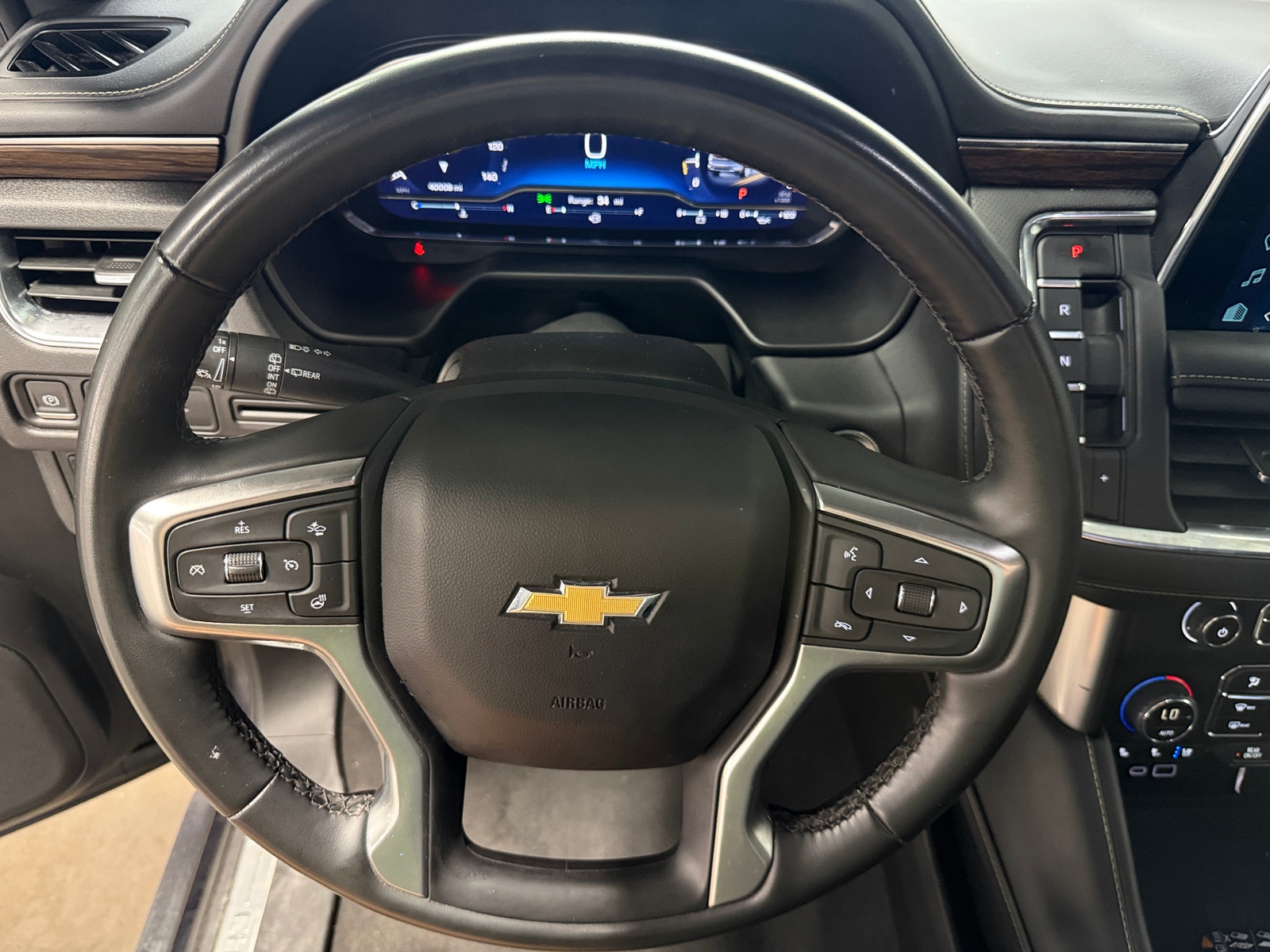 Thumbnail: 2024 Chevrolet Tahoe - 4