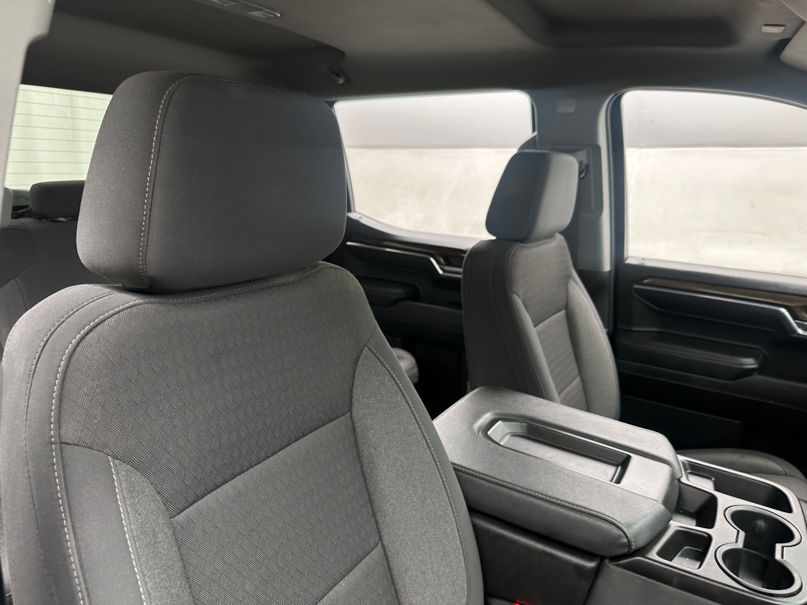 Thumbnail: 2024 Chevrolet Silverado 1500 - 2