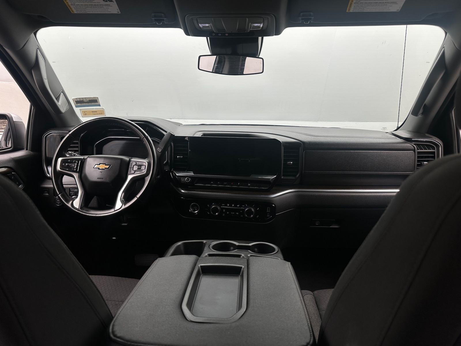 Thumbnail: 2024 Chevrolet Silverado 1500 - 3