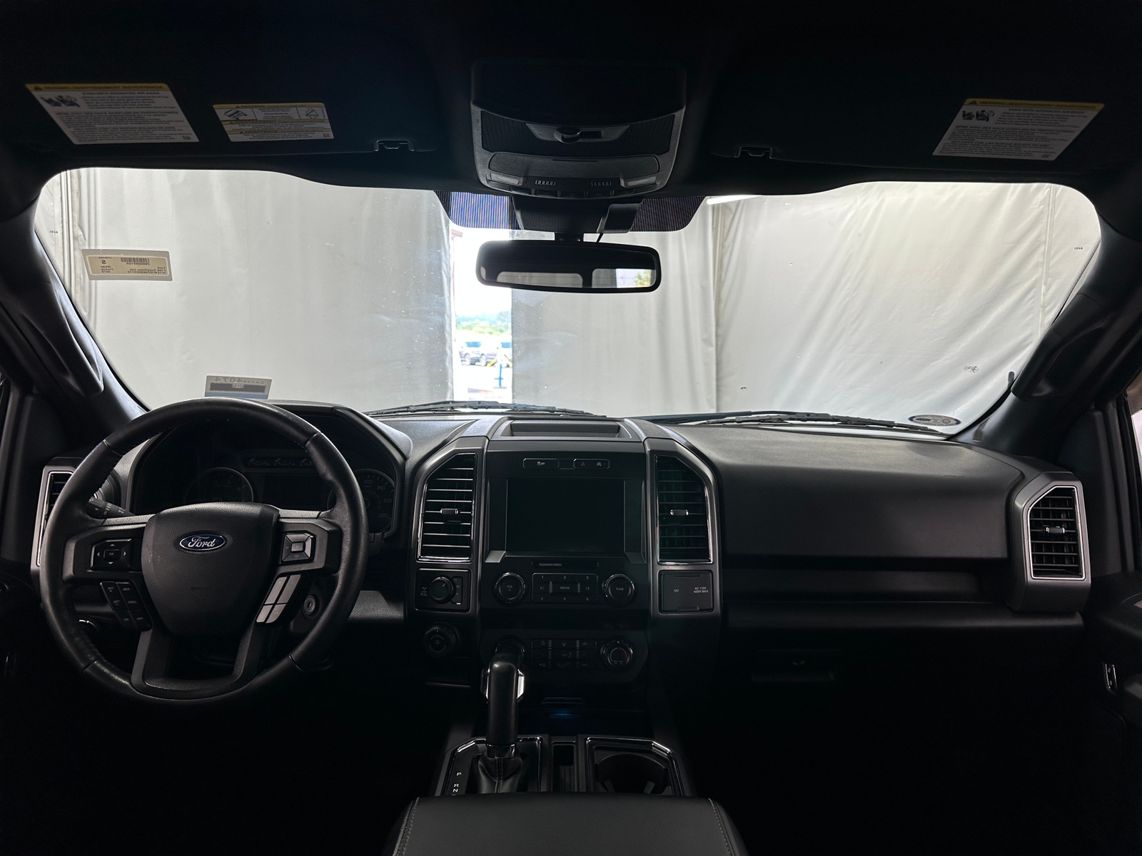 Thumbnail: 2019 Ford Econoline - 3