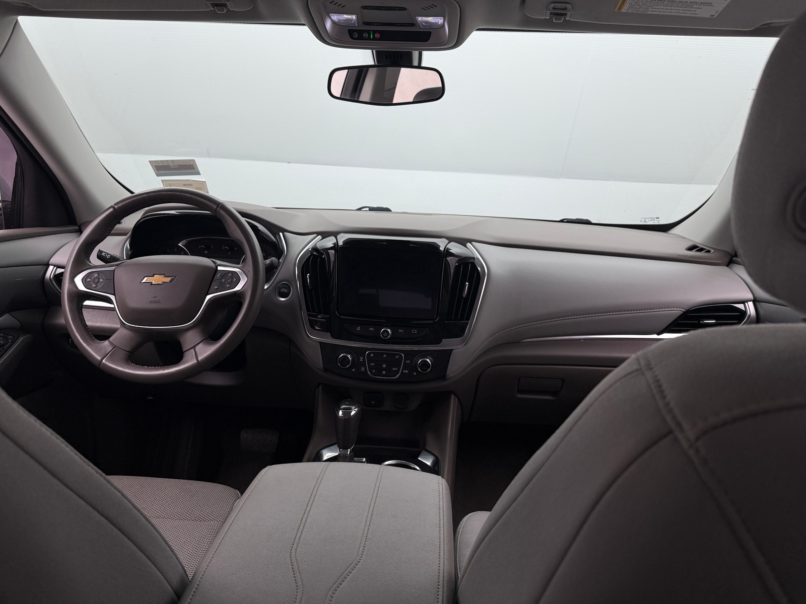 Thumbnail: 2020 Chevrolet Traverse - 3