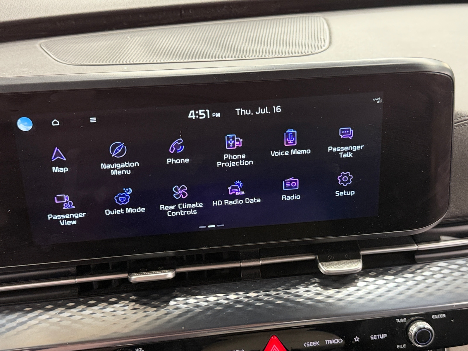 Thumbnail: 2022 Kia Carnival - 3