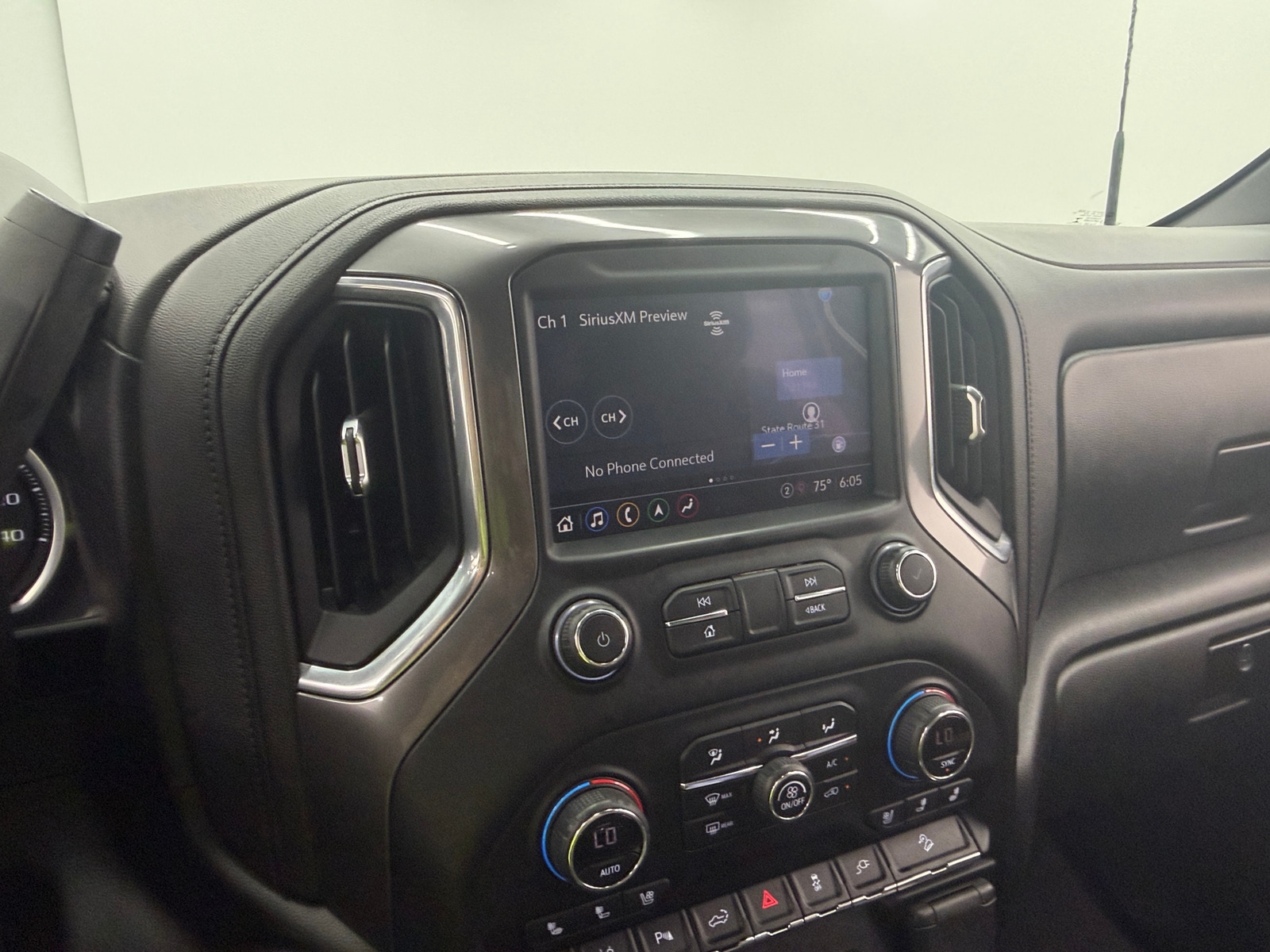 Thumbnail: 2021 Chevrolet Silverado 2500 - 3