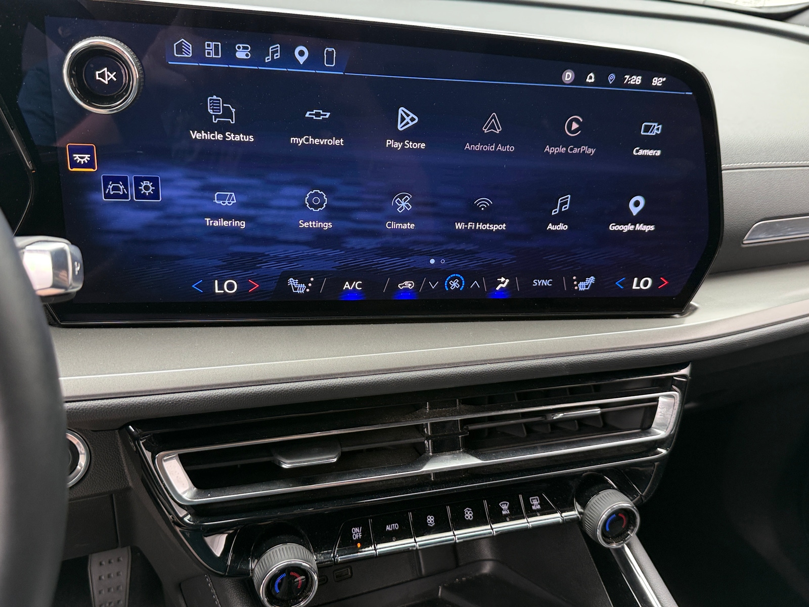 Thumbnail: 2026 Chevrolet Traverse - 4