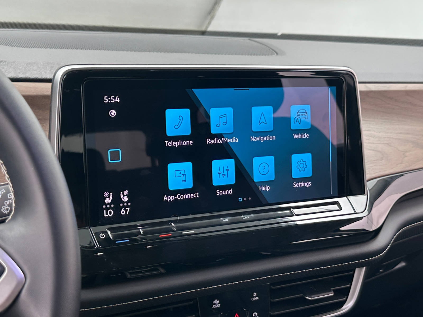 Thumbnail: 2026 Volkswagen Atlas - 3