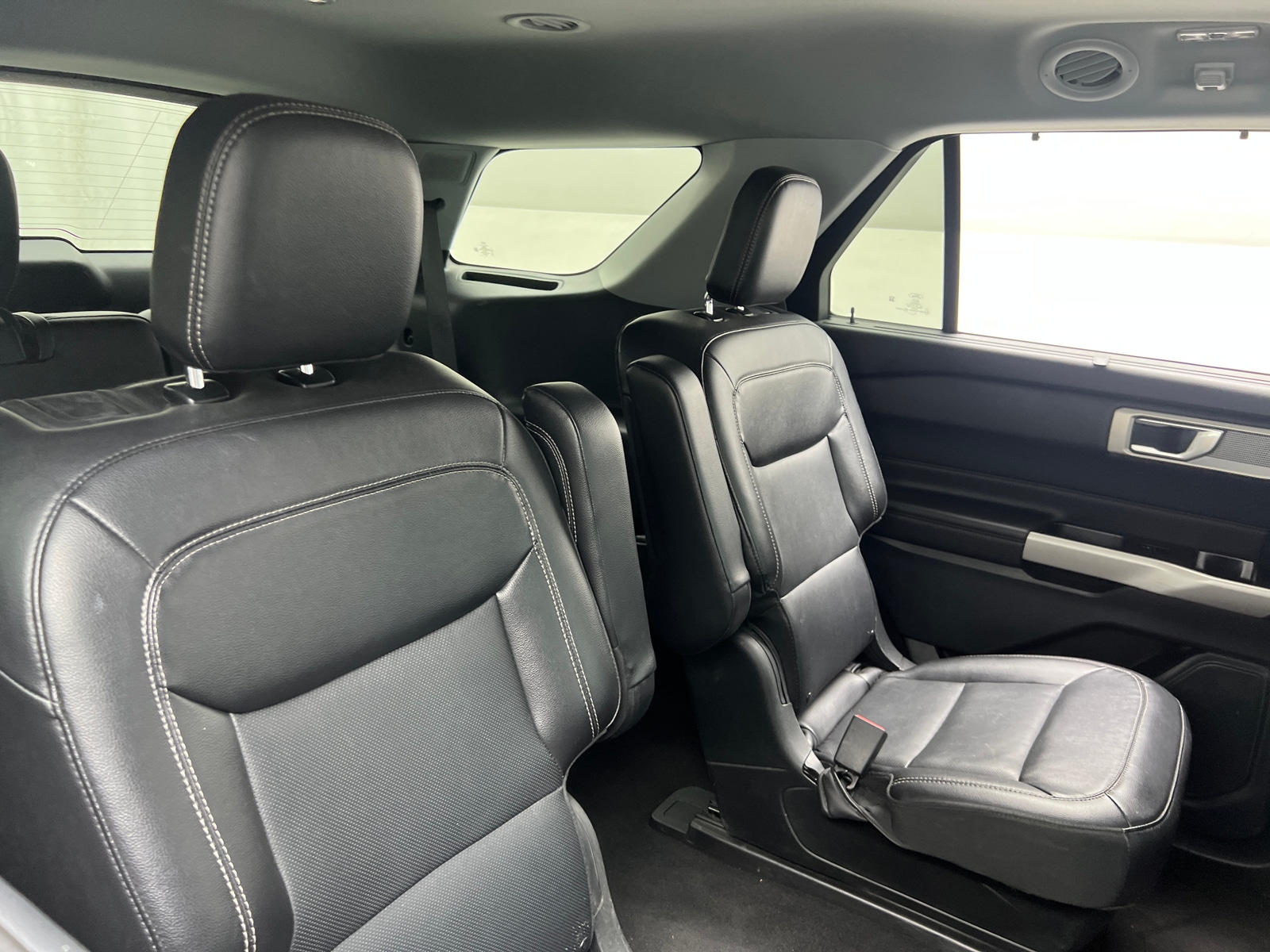 Thumbnail: 2023 Ford Explorer - 5