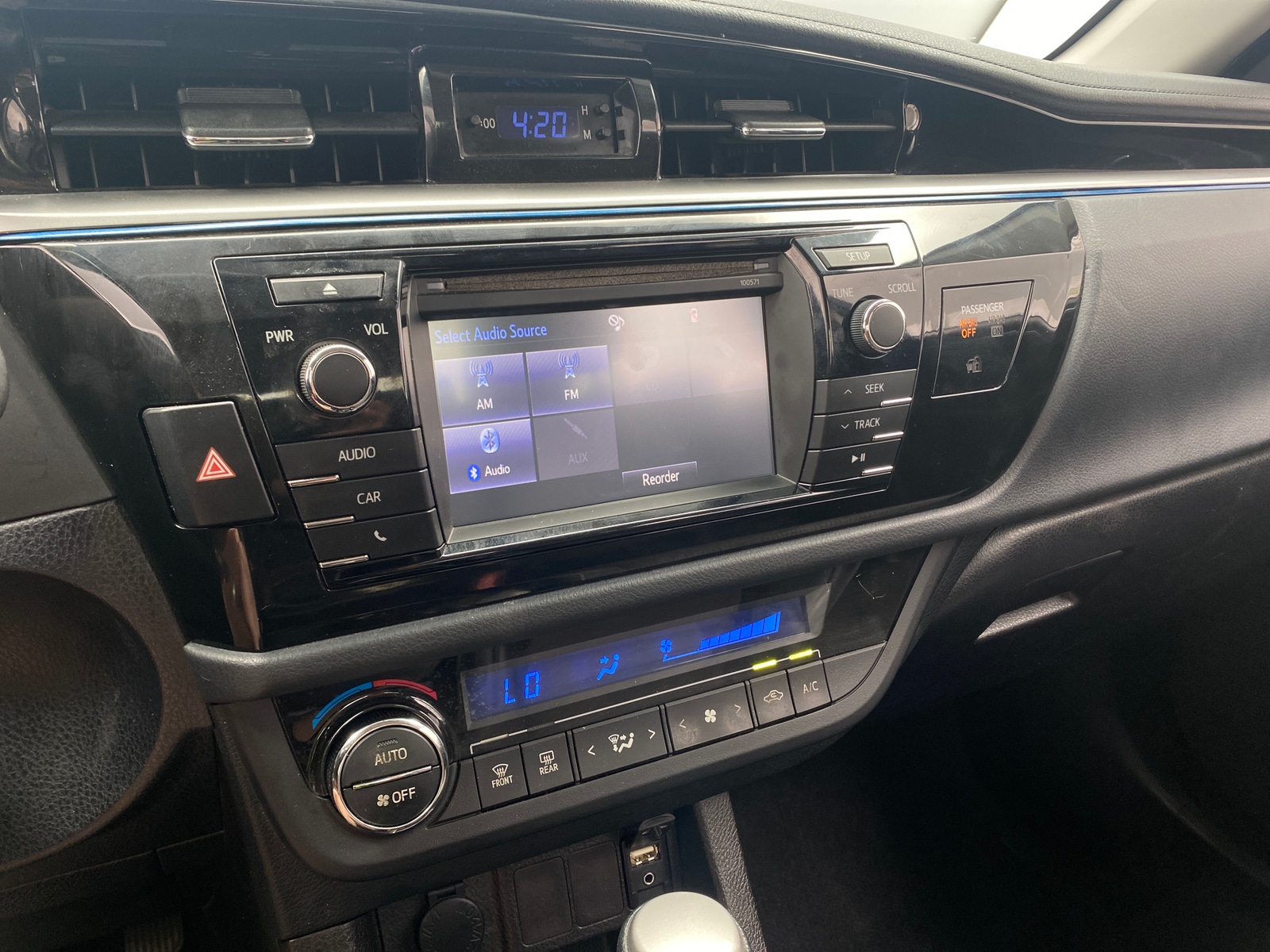 Thumbnail: 2016 Toyota Corolla - 4