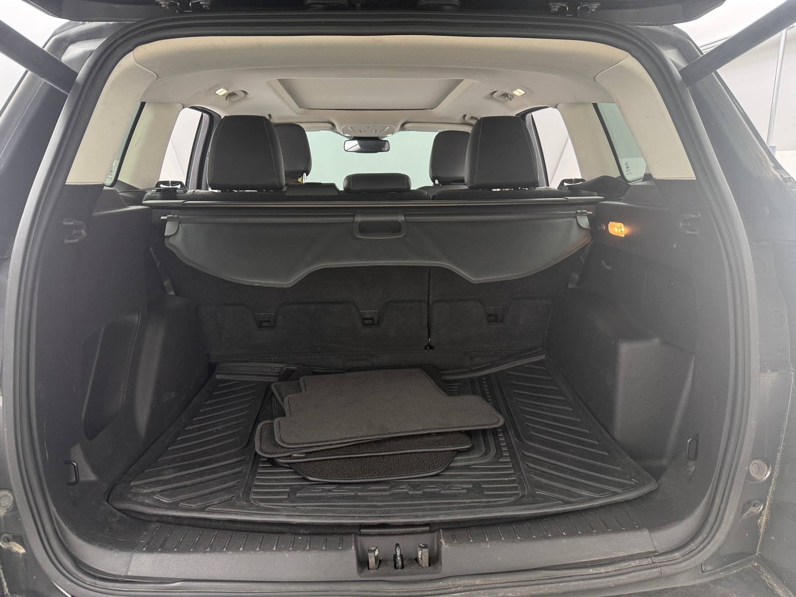 Thumbnail: 2019 Ford Escape - 6