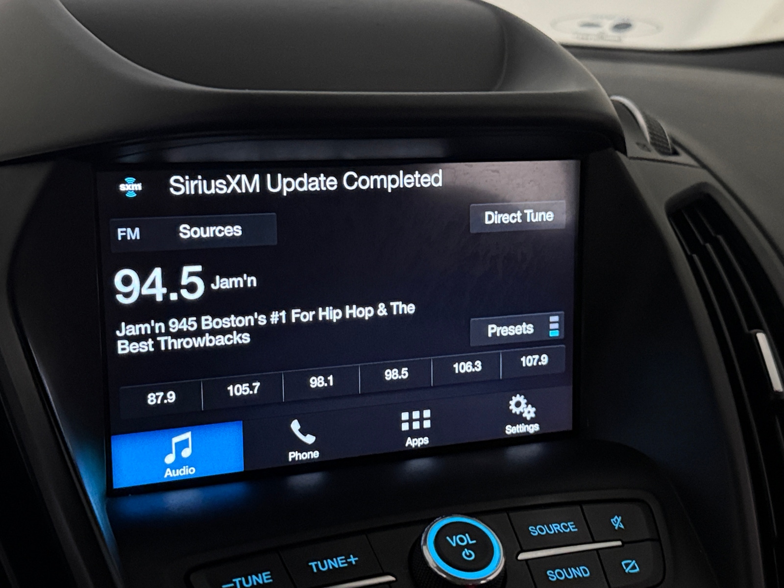 Thumbnail: 2019 Ford Escape - 3