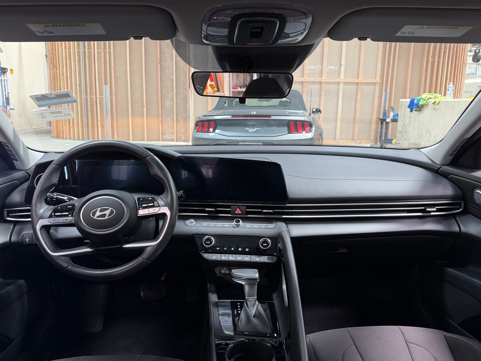 Thumbnail: 2024 Hyundai Elantra - 3