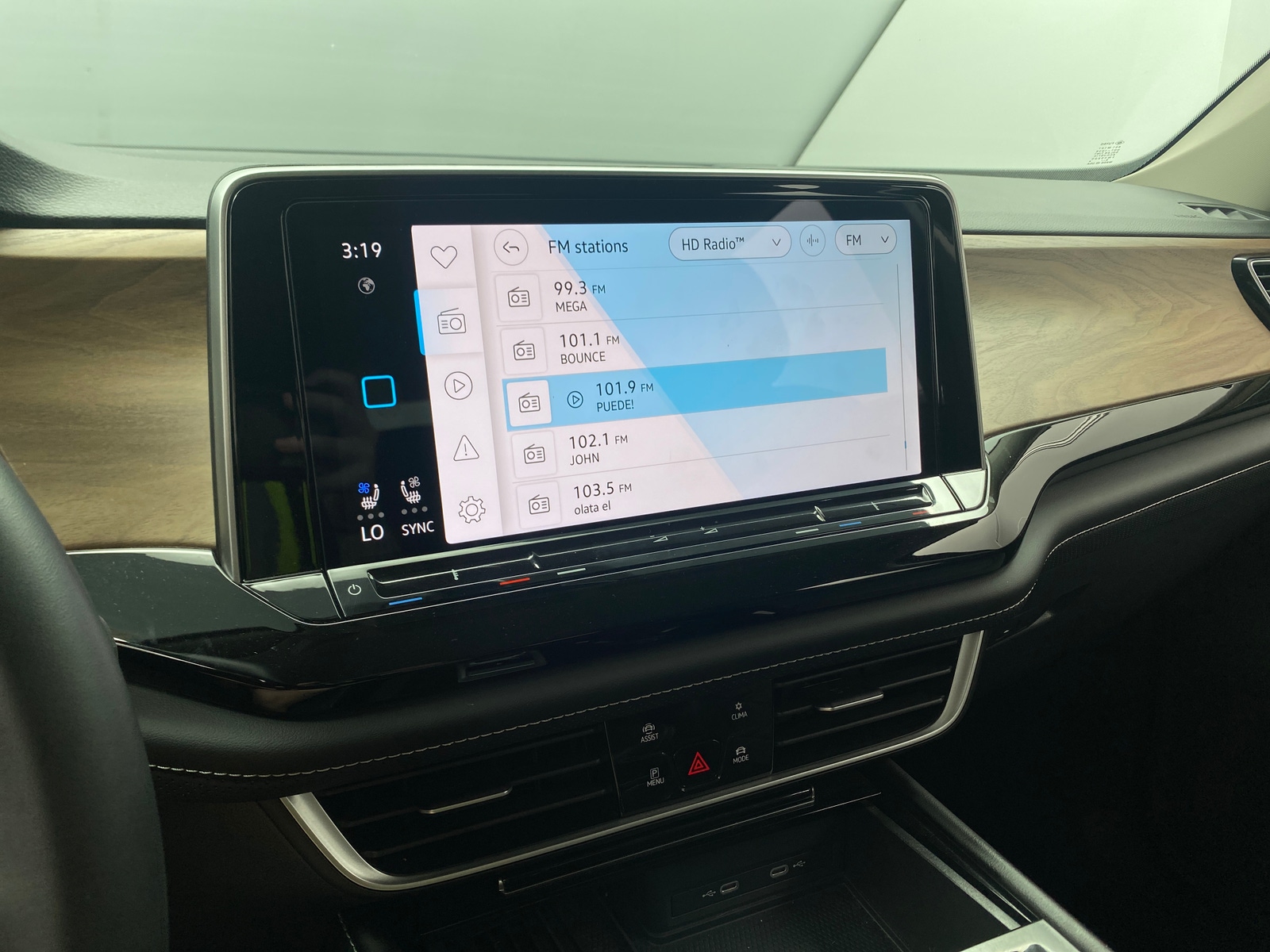 Thumbnail: 2026 Volkswagen Atlas - 3