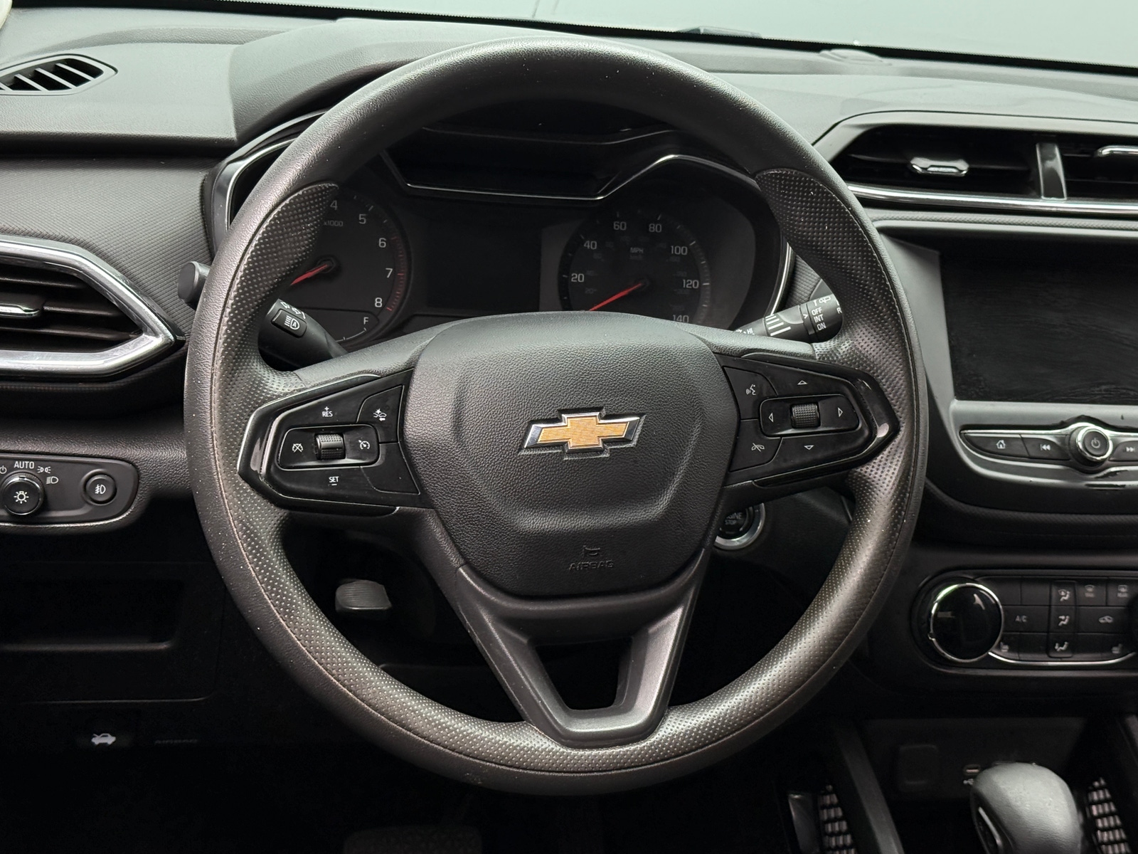 Thumbnail: 2023 Chevrolet TrailBlazer - 5