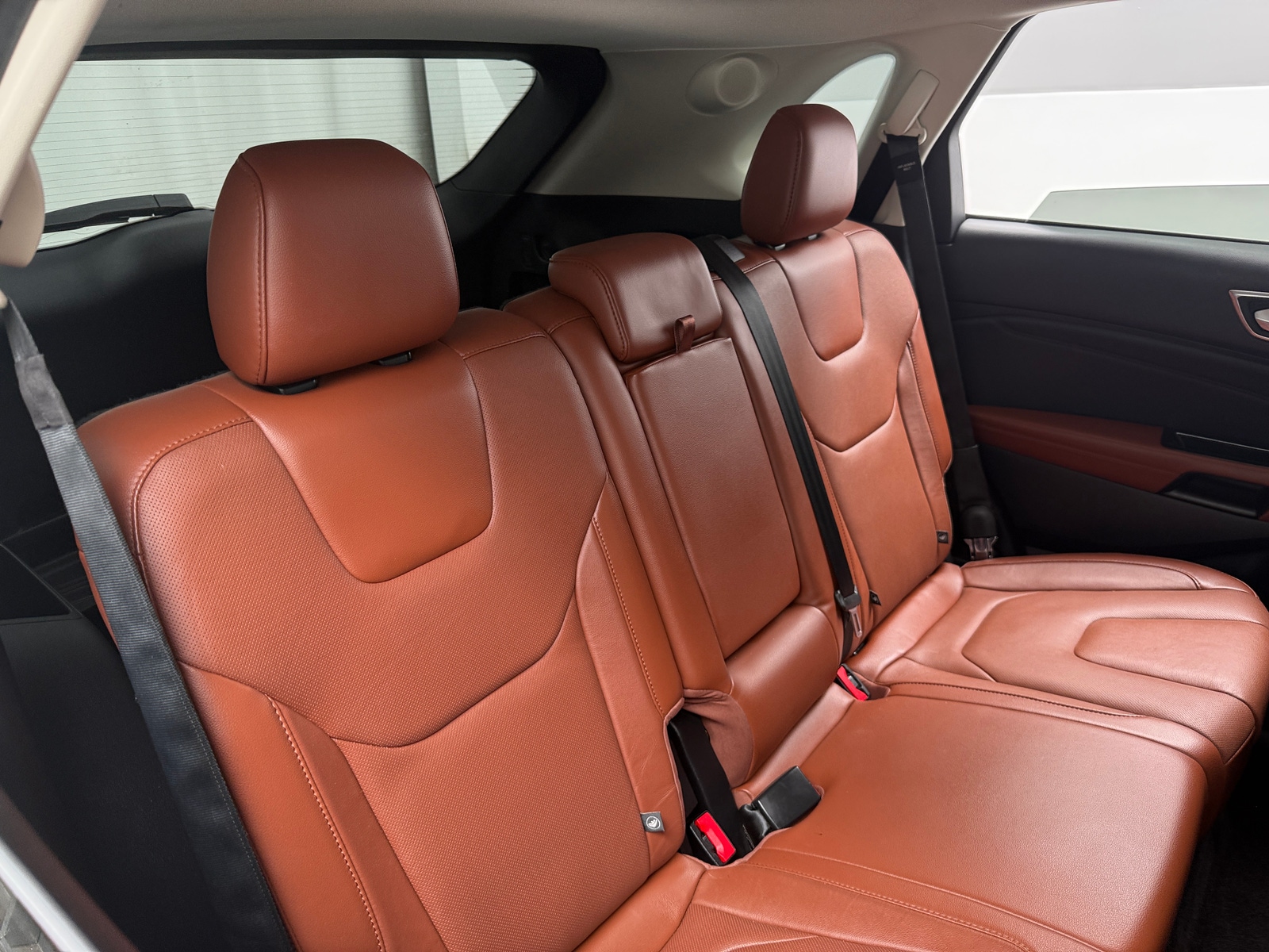 Thumbnail: 2016 Ford Edge - 5