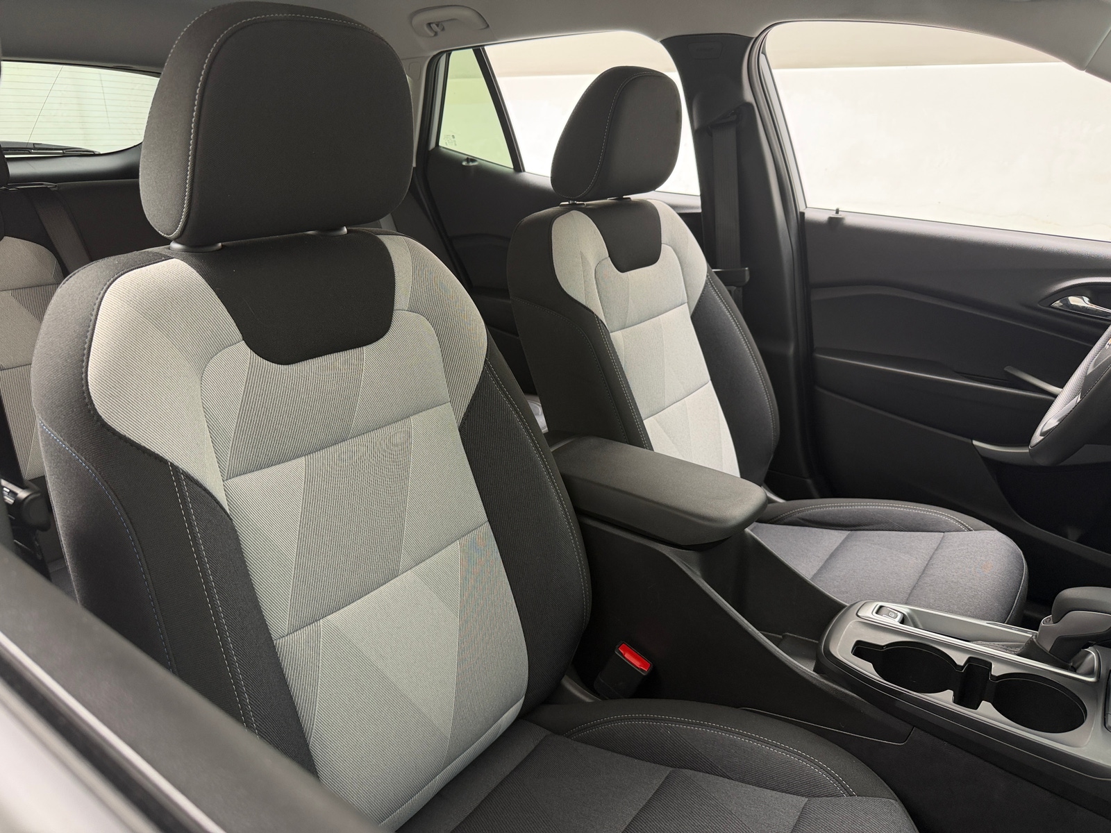 Thumbnail: 2026 Chevrolet Trax - 2