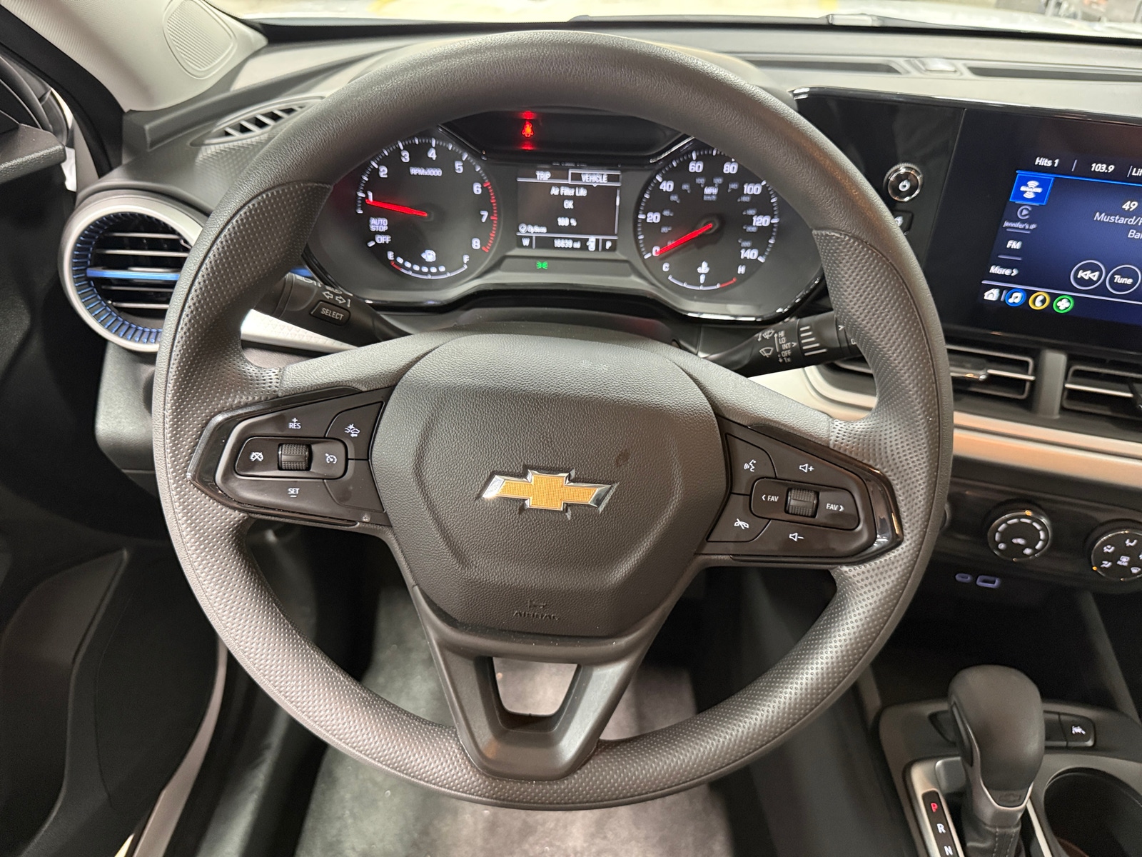 Thumbnail: 2026 Chevrolet Trax - 5