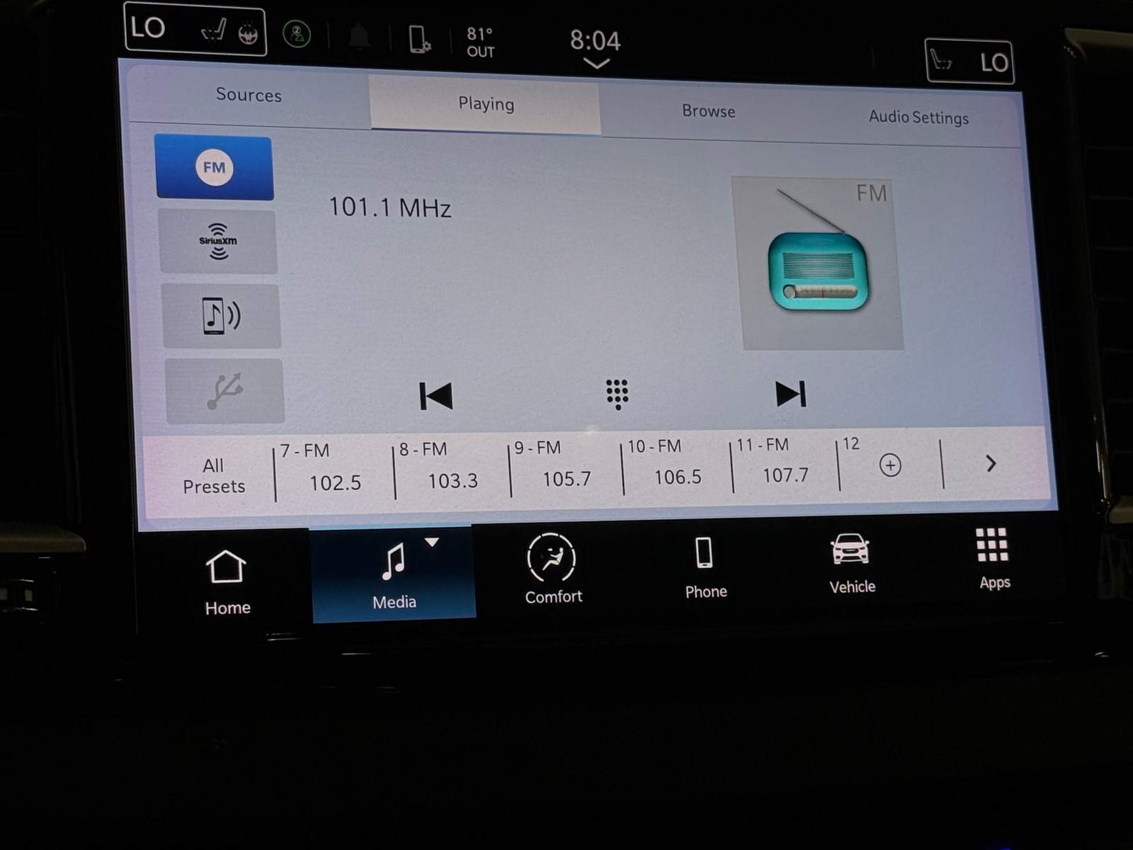 Thumbnail: 2024 Chrysler Pacifica - 3