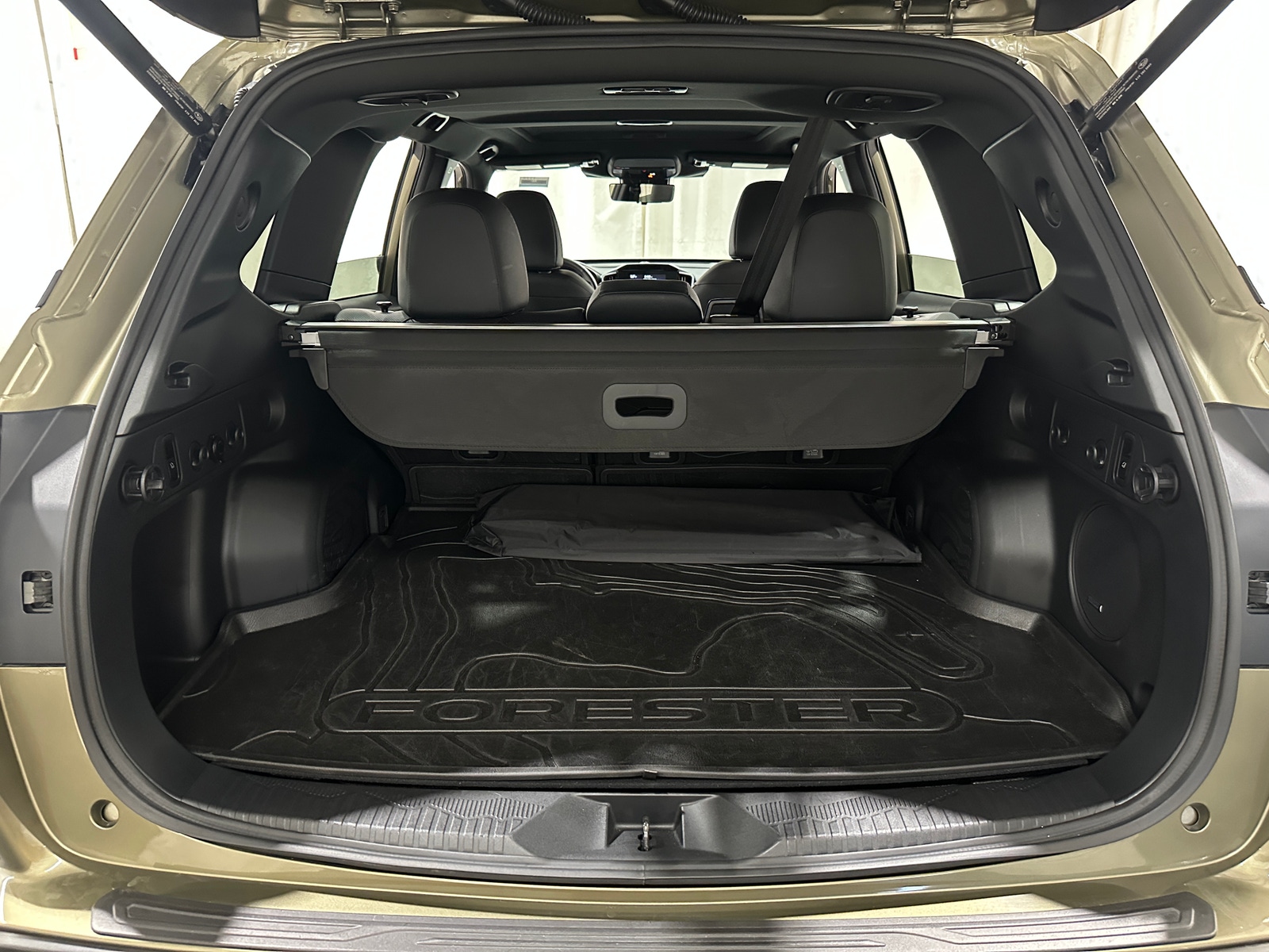 Thumbnail: 2025 Subaru Forester - 6
