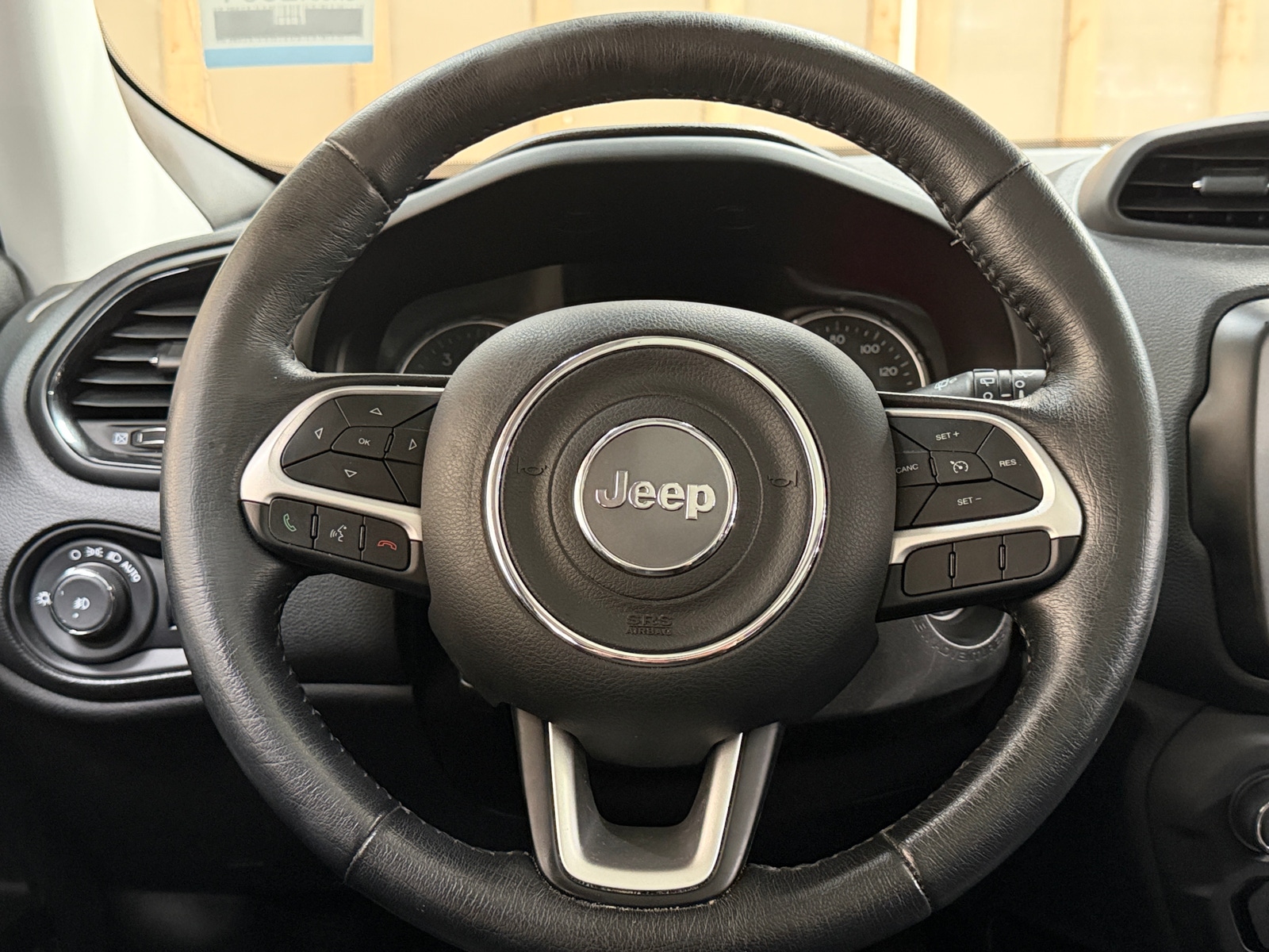 Thumbnail: 2023 Jeep Renegade - 5