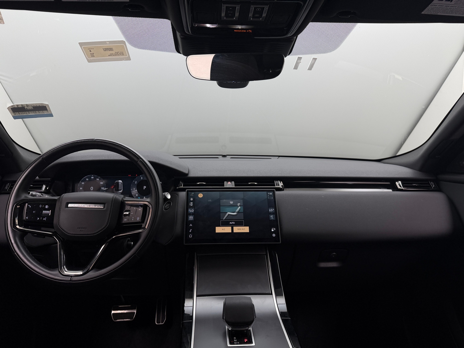 Thumbnail: 2025 Land Rover Range Rover Velar - 2