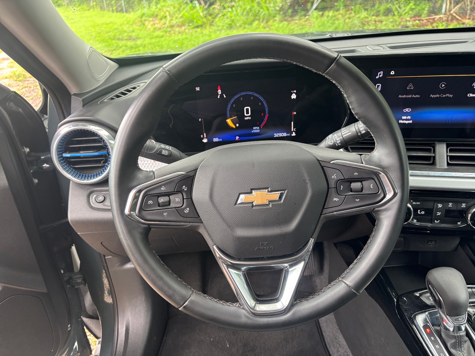 Thumbnail: 2025 Chevrolet Trax - 5