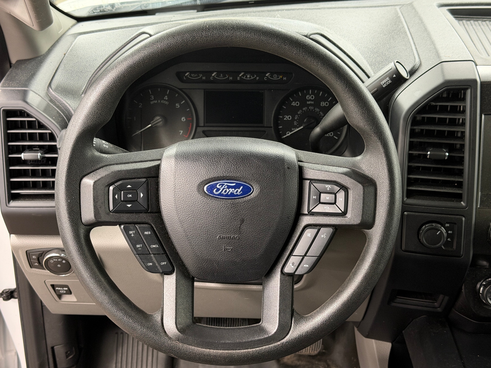 Thumbnail: 2020 Ford Econoline - 5