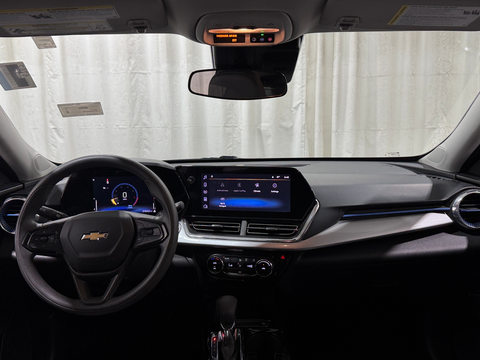 Thumbnail: 2025 Chevrolet Trax - 3