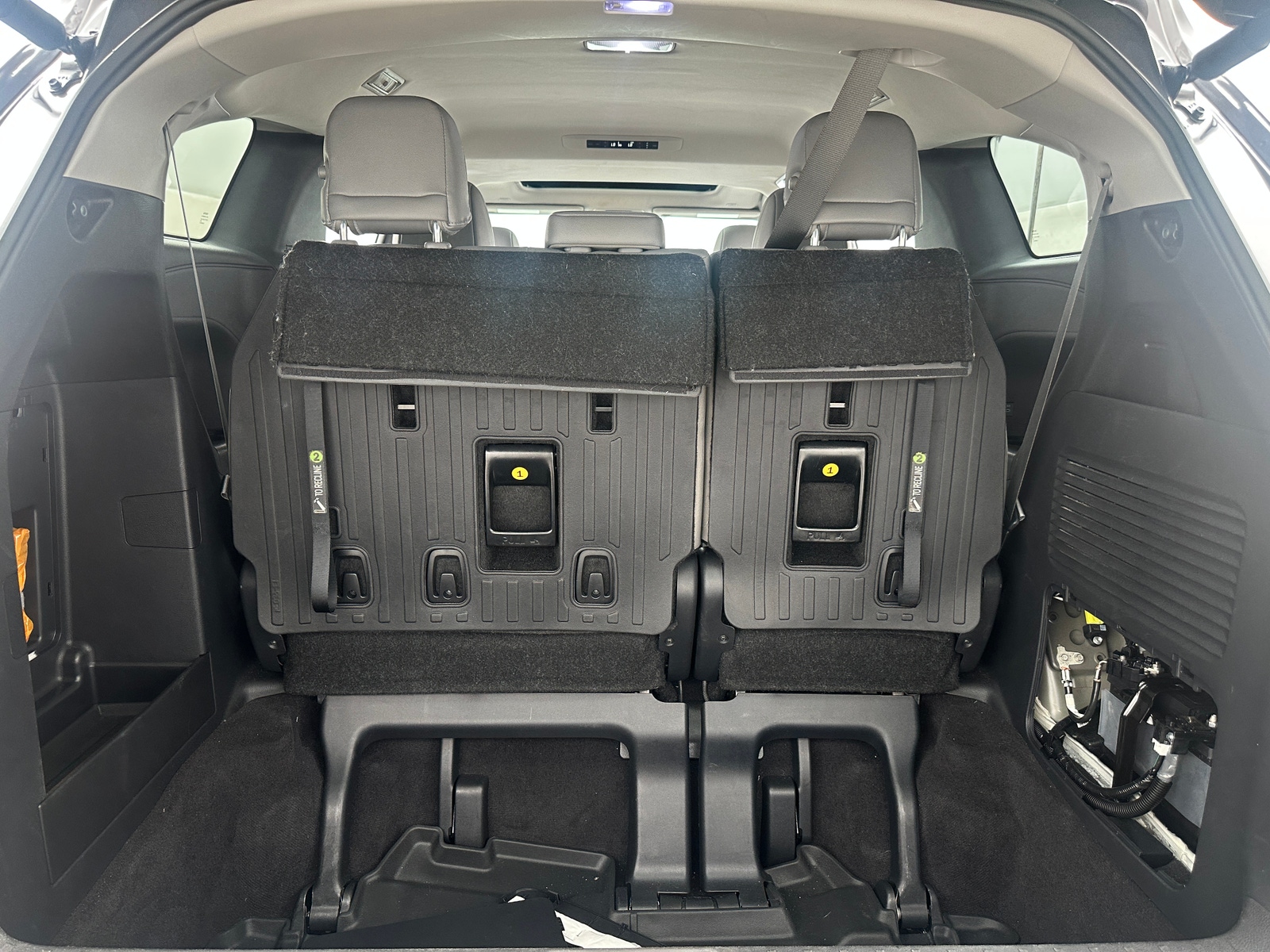 Thumbnail: 2025 Toyota Sienna - 7
