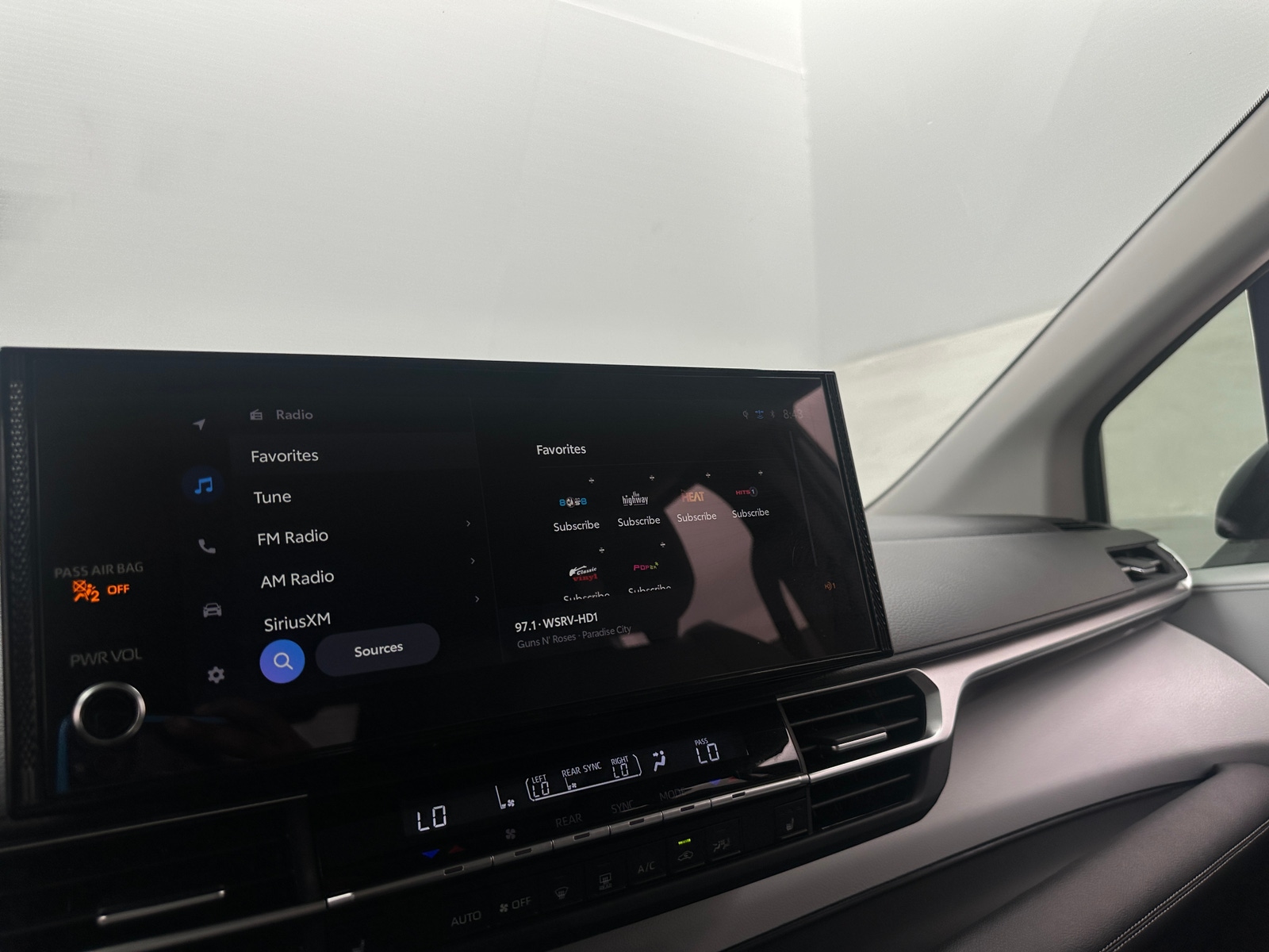 Thumbnail: 2025 Toyota Sienna - 4