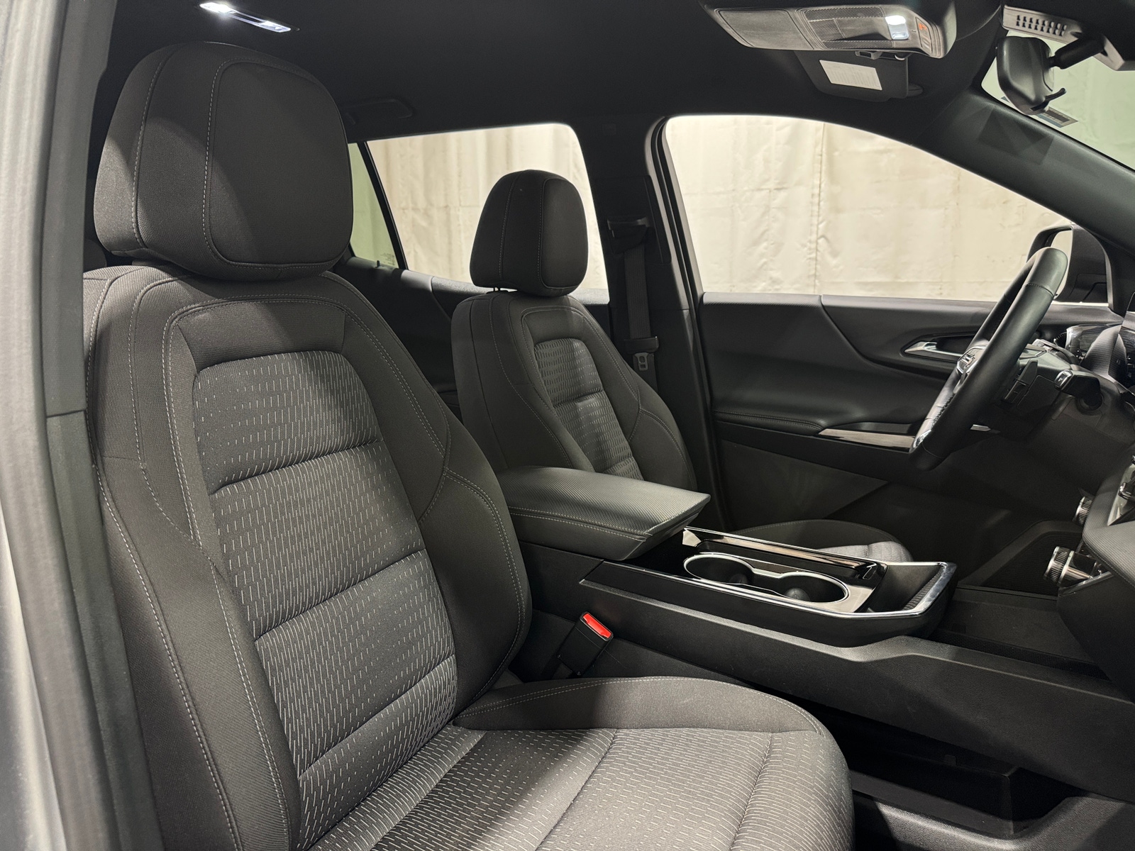 Thumbnail: 2025 Chevrolet Equinox - 2