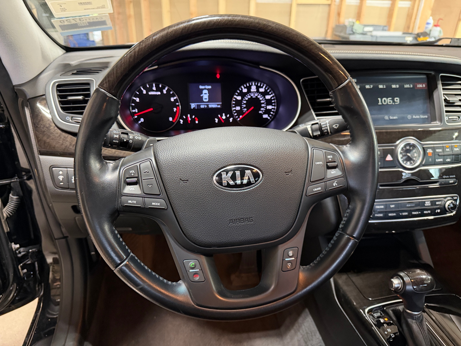 Thumbnail: 2014 Kia Cadenza - 4