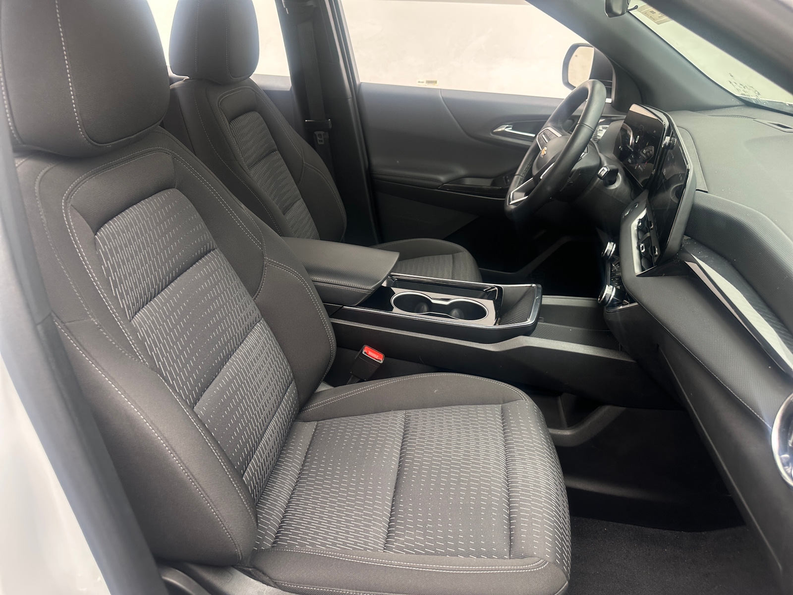 Thumbnail: 2025 Chevrolet Equinox - 2