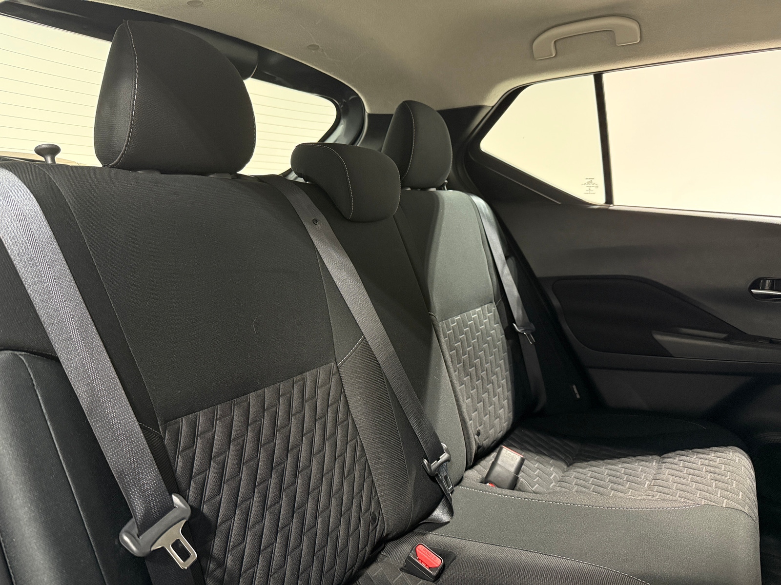 Thumbnail: 2021 Nissan Kicks - 6